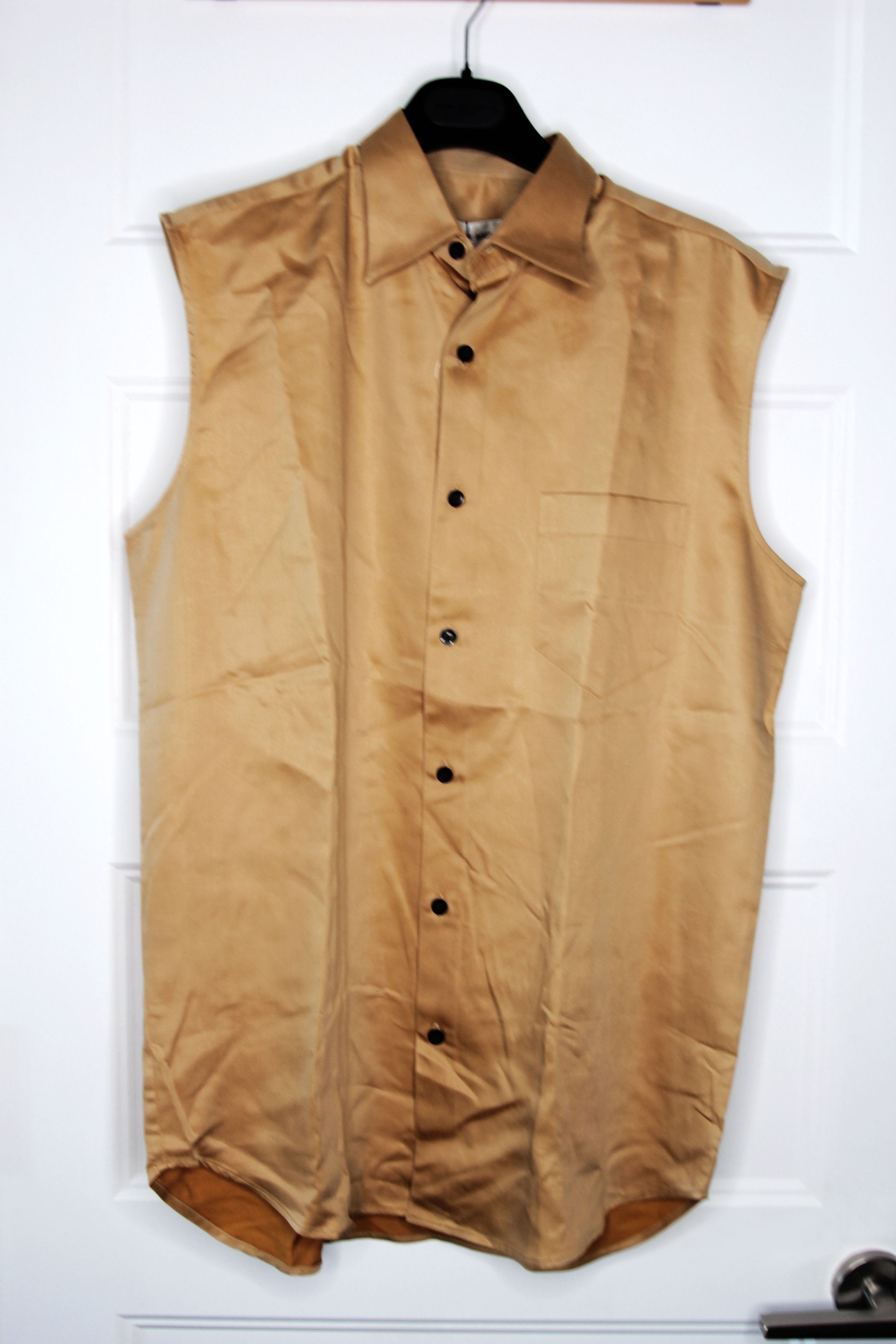Ernest W. Baker BNWT SS23 ERNEST W. BAKER SLEEVELESS SHIRT 46 Size US S / EU 44-46 / 1 - 2 Thumbnail