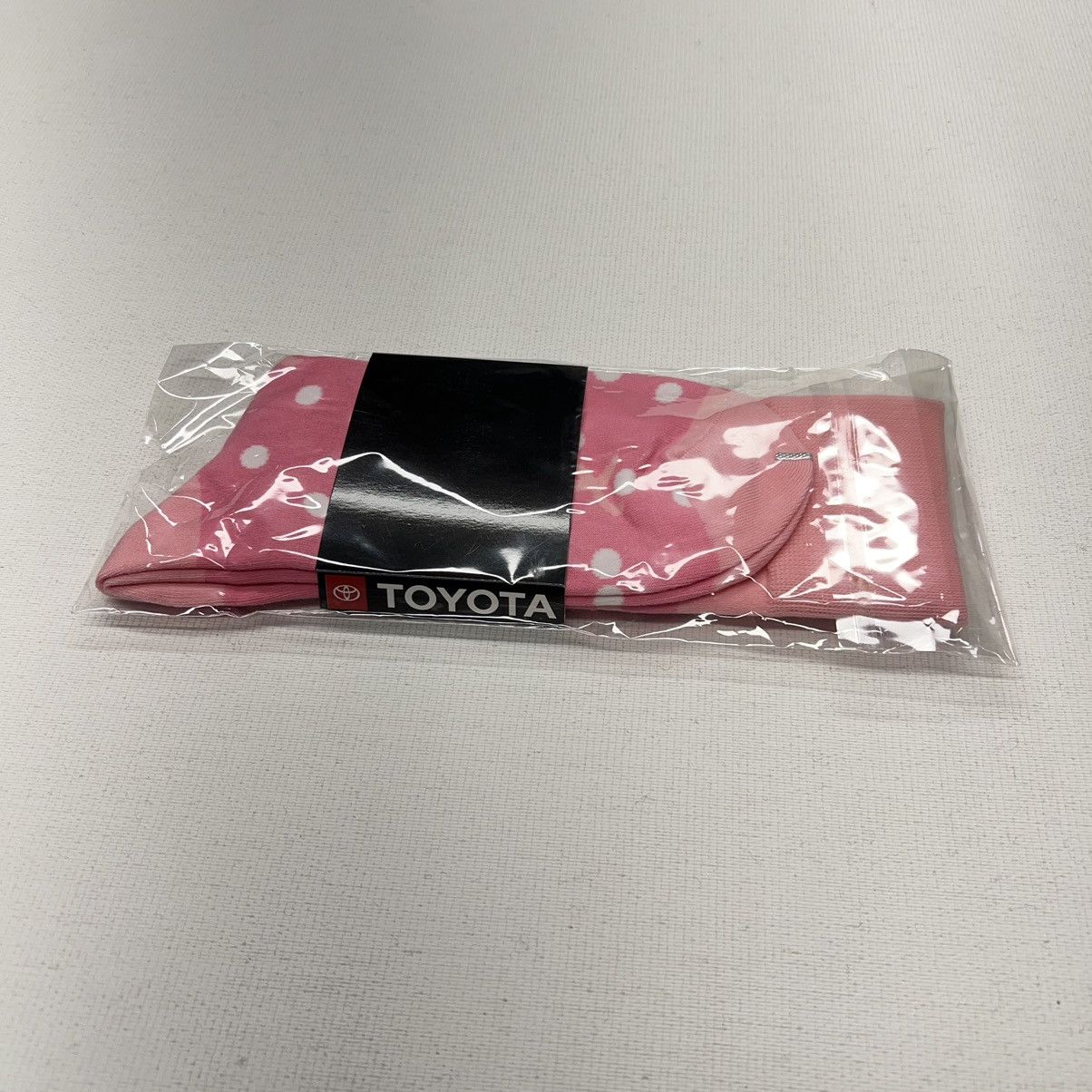 Japanese Brand NEW Toyota Socks Pink Breast Cancer Awareness Car Auto Logo Size ONE SIZE - 6 Thumbnail