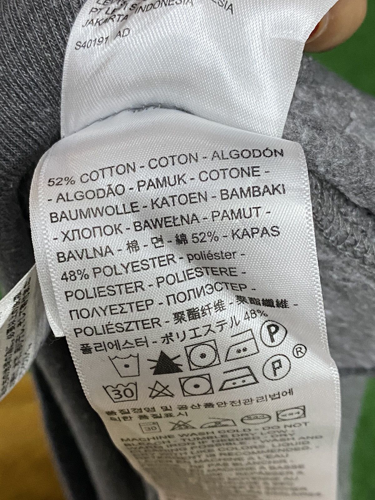 Levi's × Vintage Vintage Levi’s plain sweatshirt Size US M / EU 48-50 / 2 - 17 Thumbnail