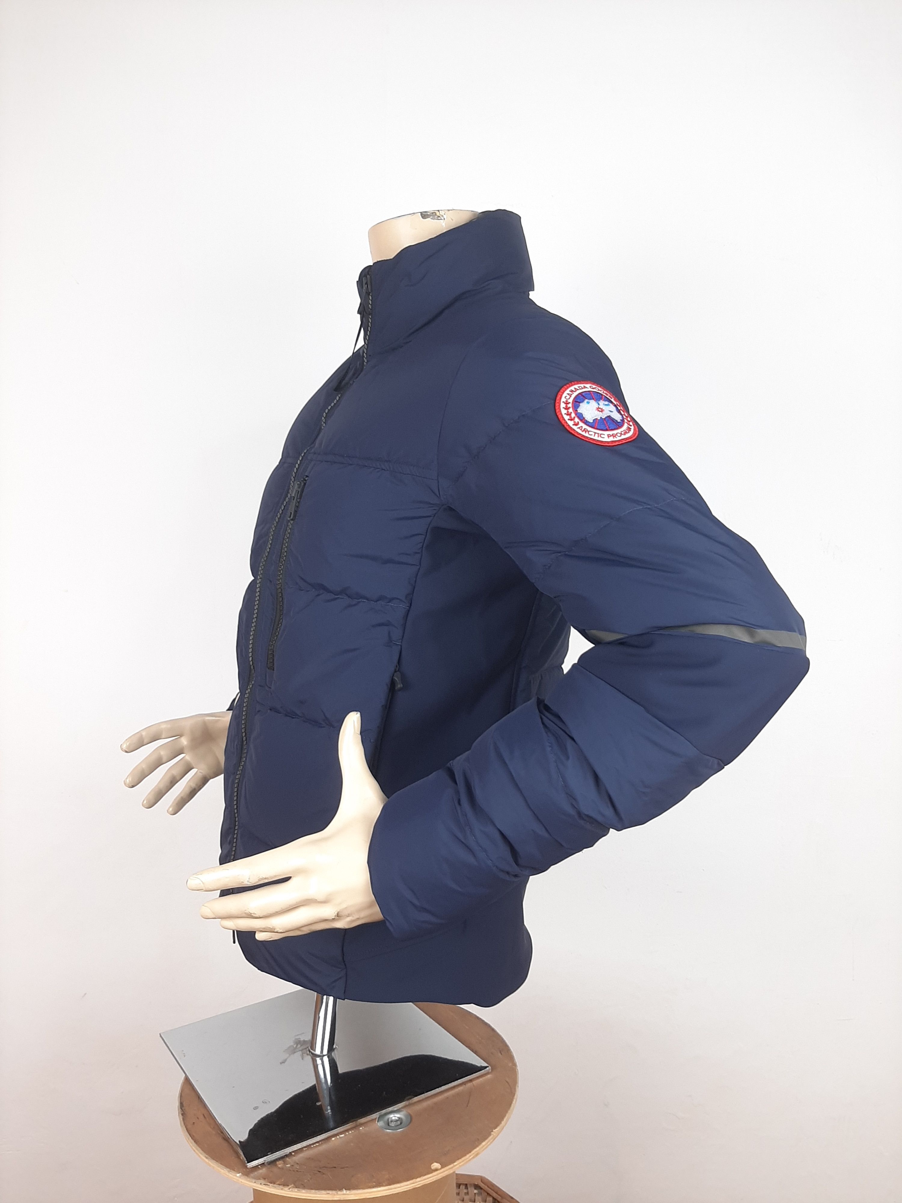 Canada Goose Canada Goose HyBridge Jacket Navy Men's Size S Size US S / EU 44-46 / 1 - 3 Thumbnail
