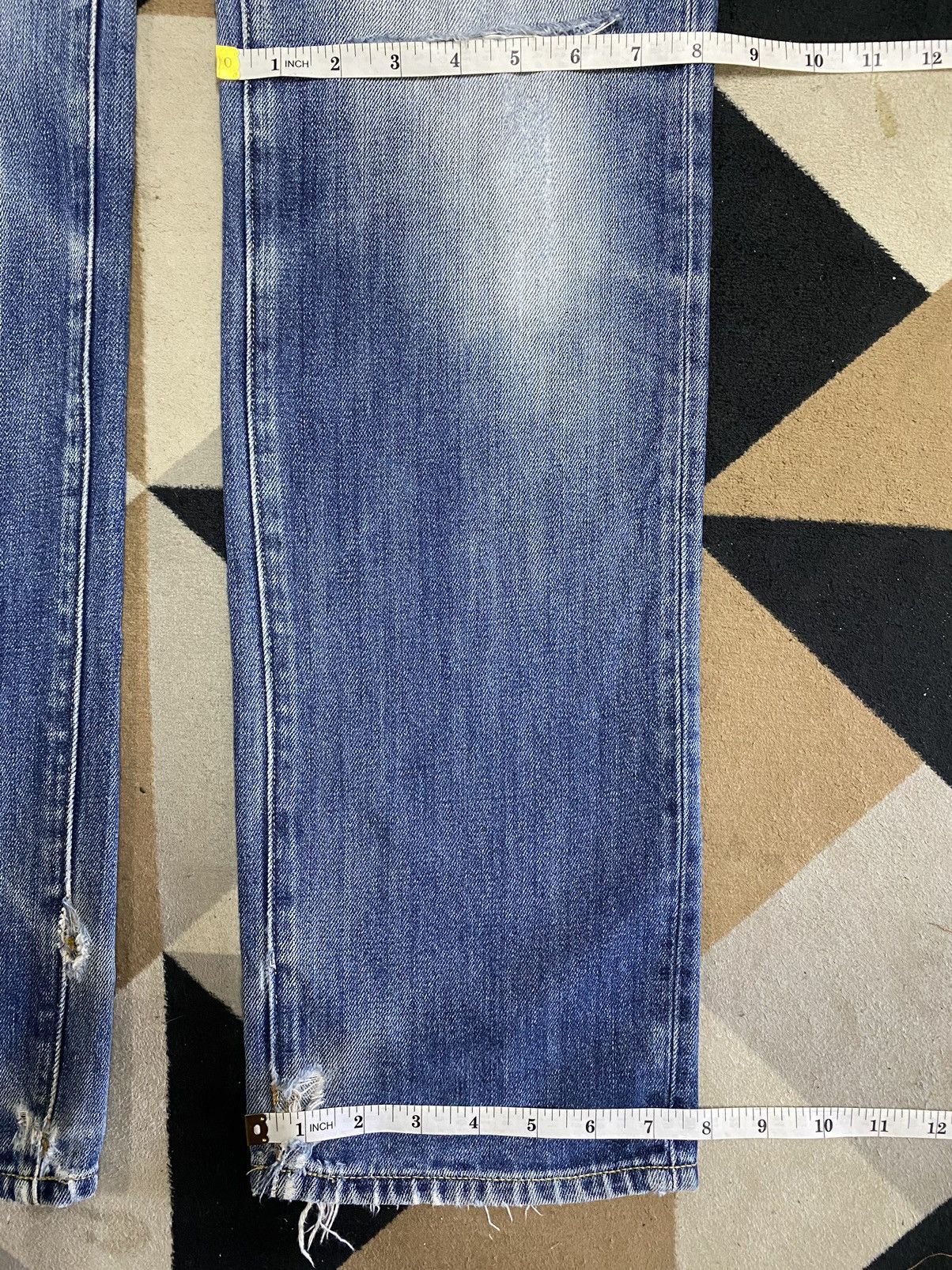 Japanese Brand Vintage Uniqlo Blue Wash Distressed Jeans Size US 32 / EU 48 - 18 Thumbnail