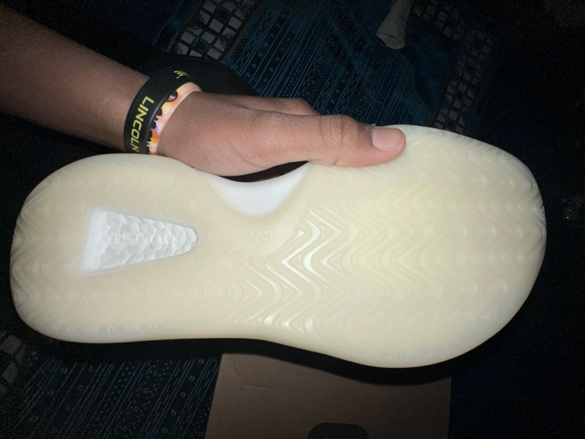 Yeezy Yeezy quantum frozen blue Size US 10 / EU 43 - 5 Thumbnail