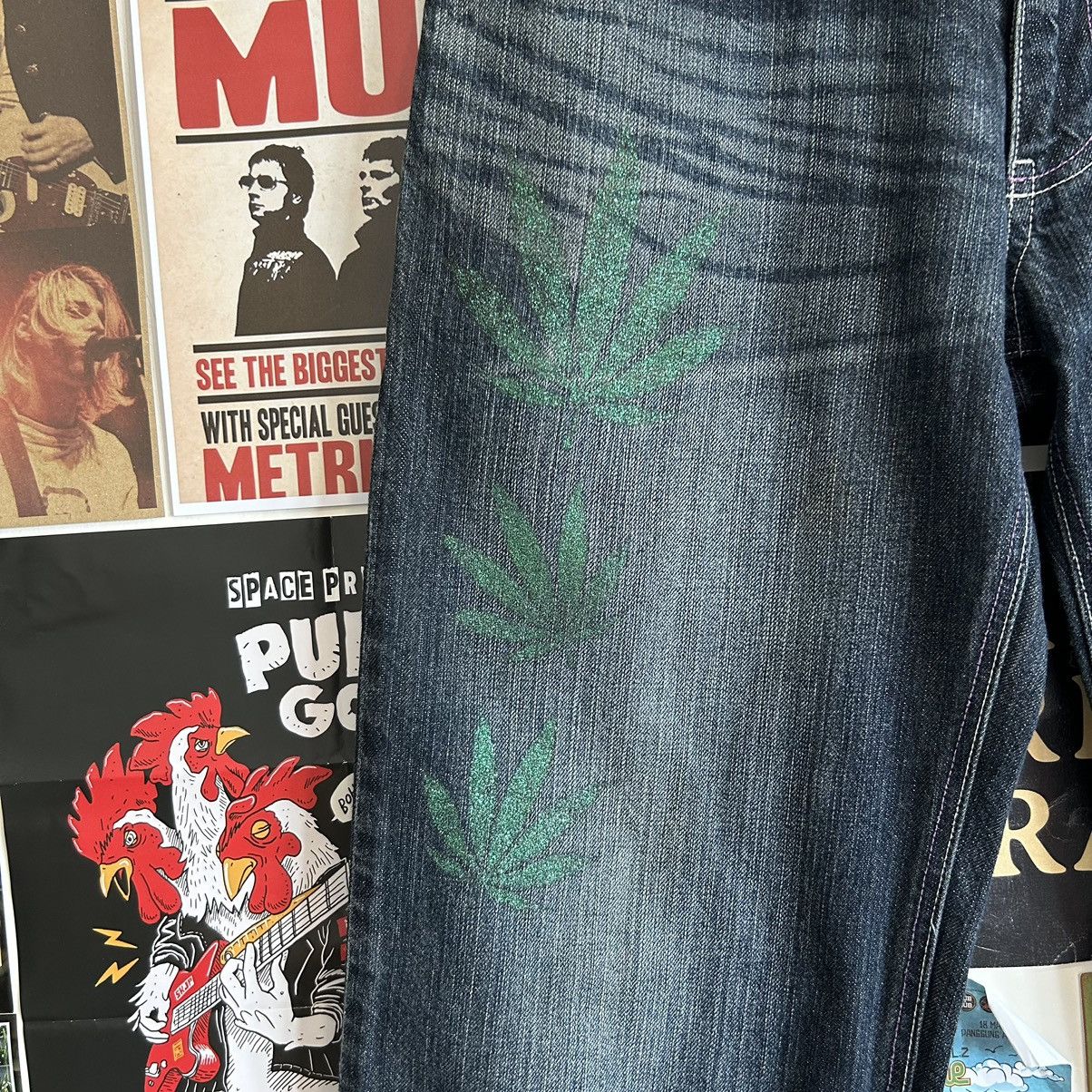 Vintage Vintage Japanese Denim Rasta Marijuana Leaf Print and Patch Size US 34 / EU 50 - 4 Thumbnail