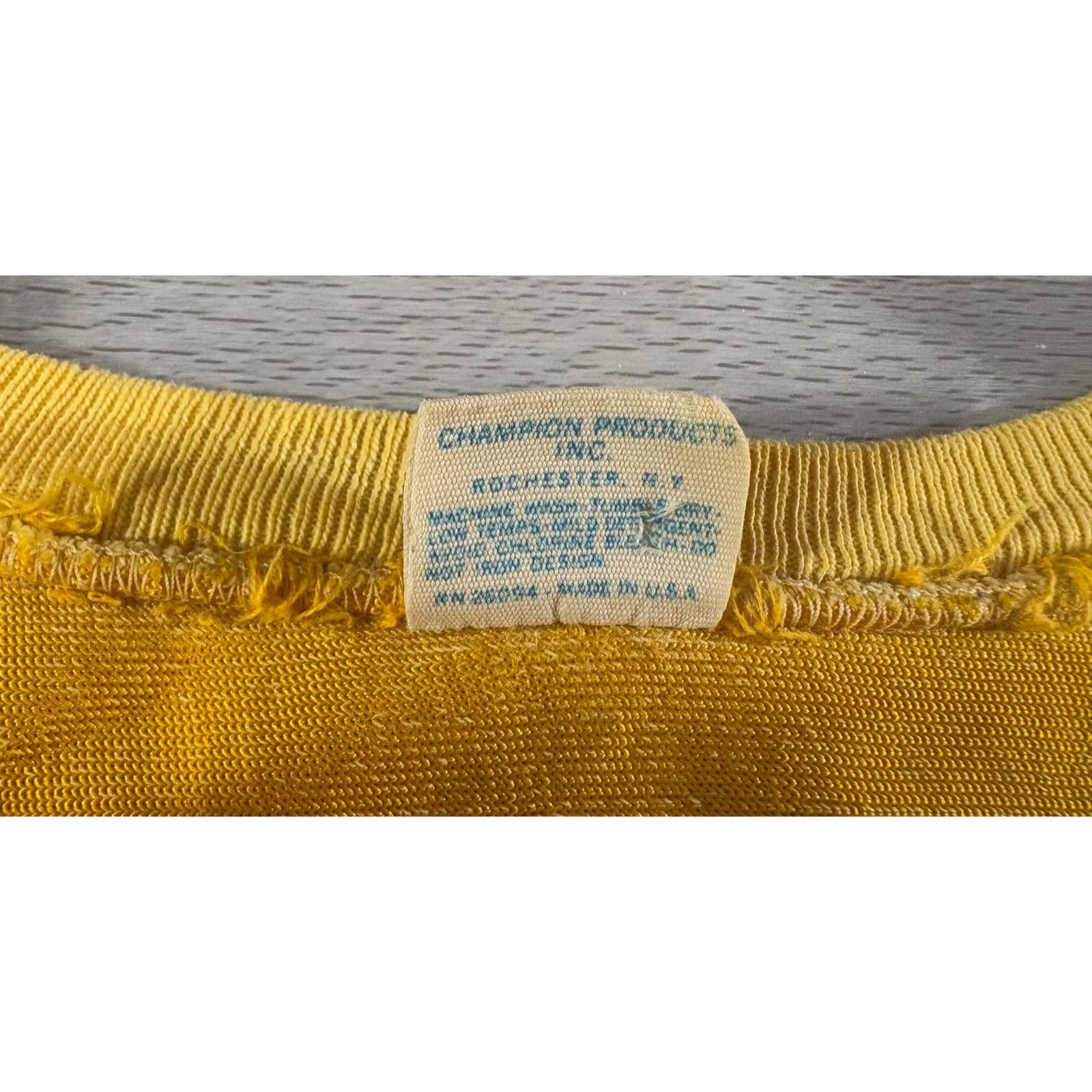 Champion Champion Iowa State Jersey size L color yellow red 1970's Vi Size US L / EU 52-54 / 3 - 3 Thumbnail