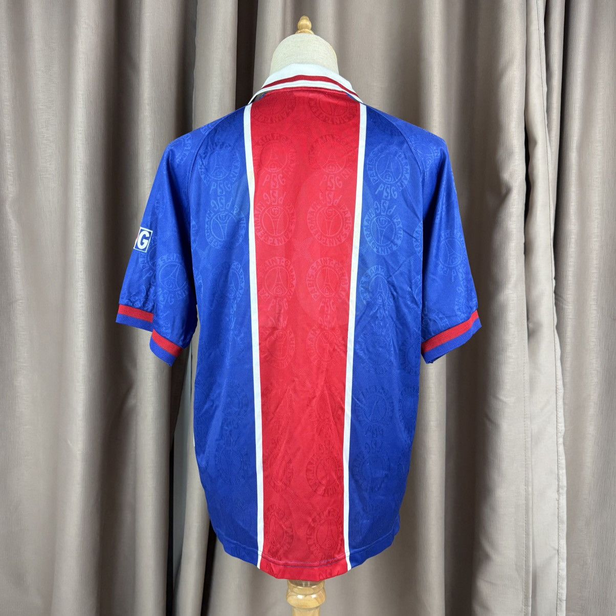 Vintage Vintage Paris Saint Germain PSG 1996 Size US L / EU 52-54 / 3 - 5 Thumbnail
