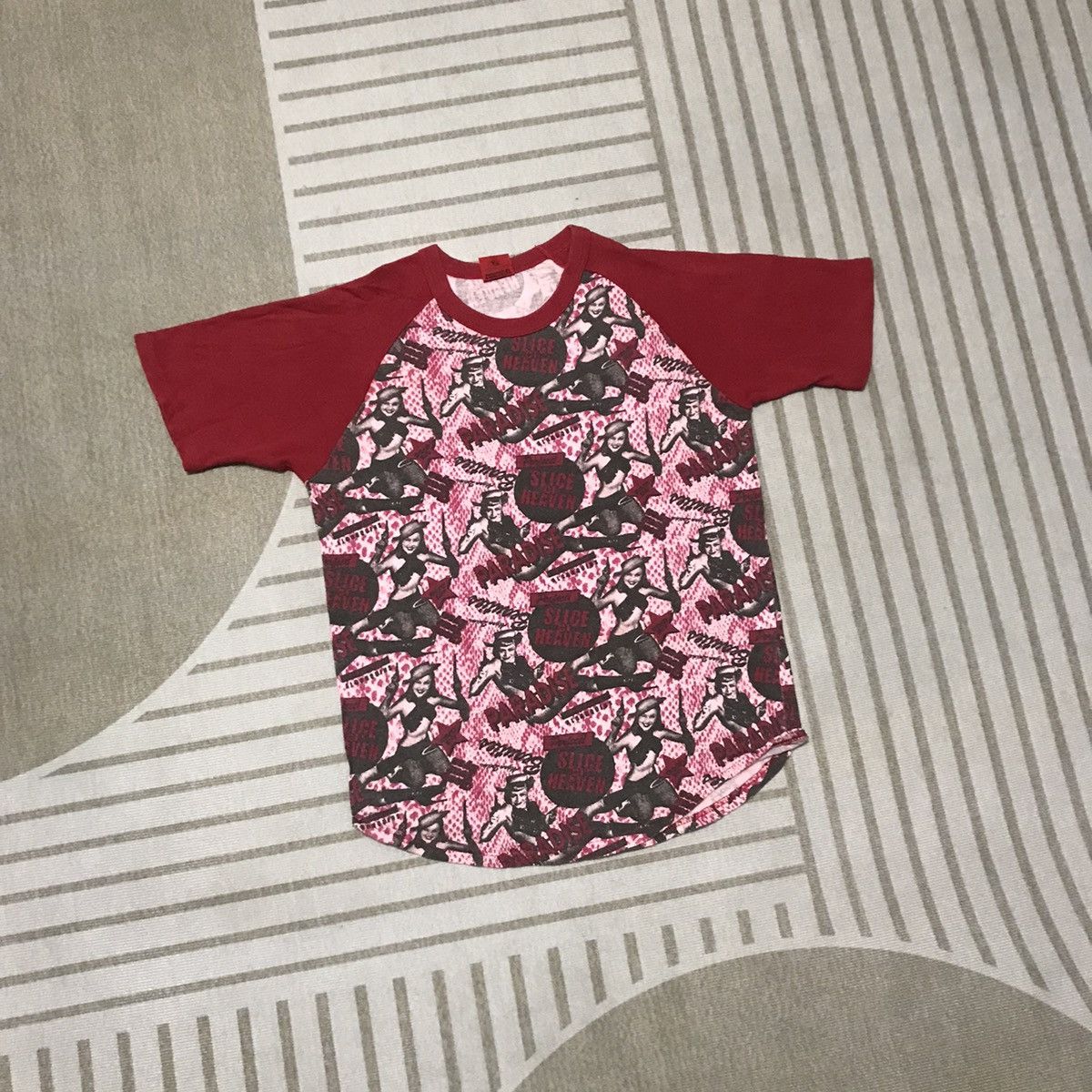 Hysteric Glamour × Japanese Brand ALGONQUINS JAPANESE BRAND GIRL FULLPRINT RARE TEE Size S / US 4 / IT 40 - 1 Thumbnail