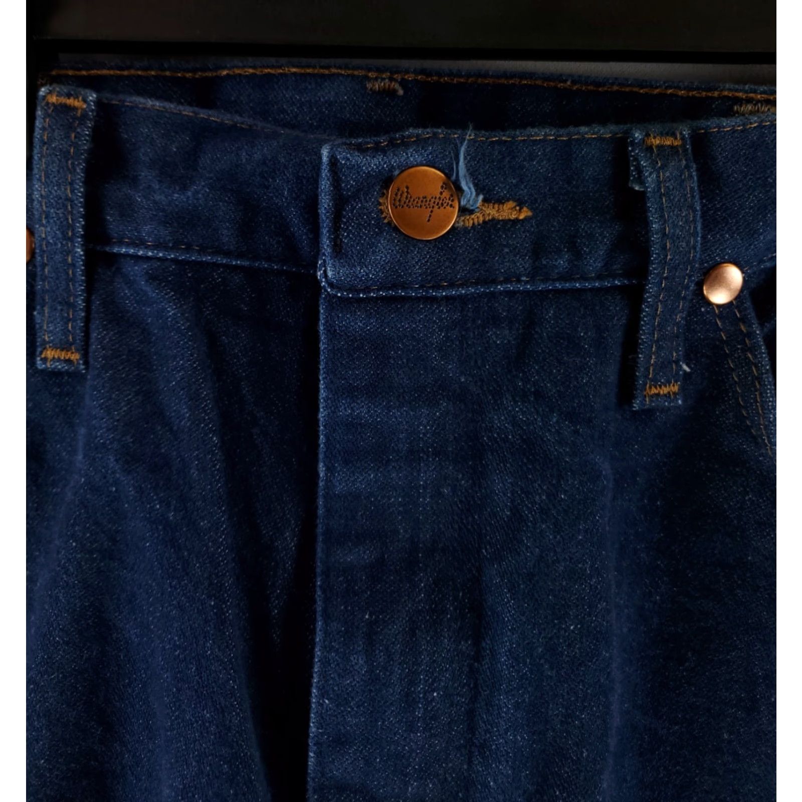 Wrangler VINTAGE Wrangler Jeans 13MWZ Mens 32x32 Blue Straight Jeans 90s Mens Regular 32x32 Actual Hands 33x32 Size US 32 / EU 48 - 2 Thumbnail