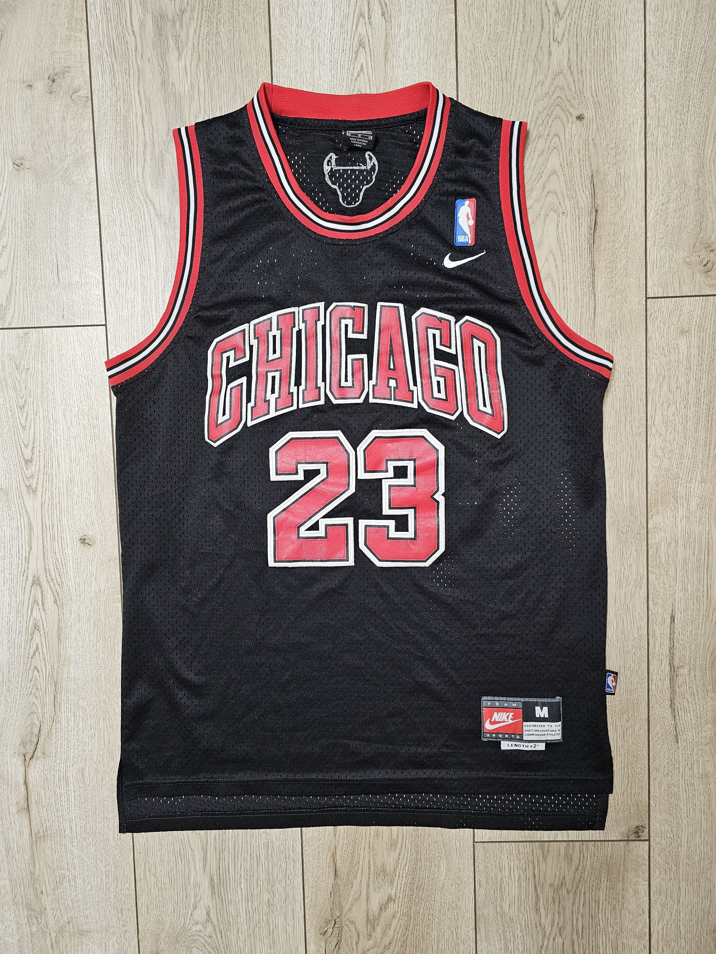 NBA × Vintage CHICAGO BULLS NIKE VINTAGE JORDAN JERSEY BASKETBALL SHIRT Size US M / EU 48-50 / 2 - 1 Thumbnail