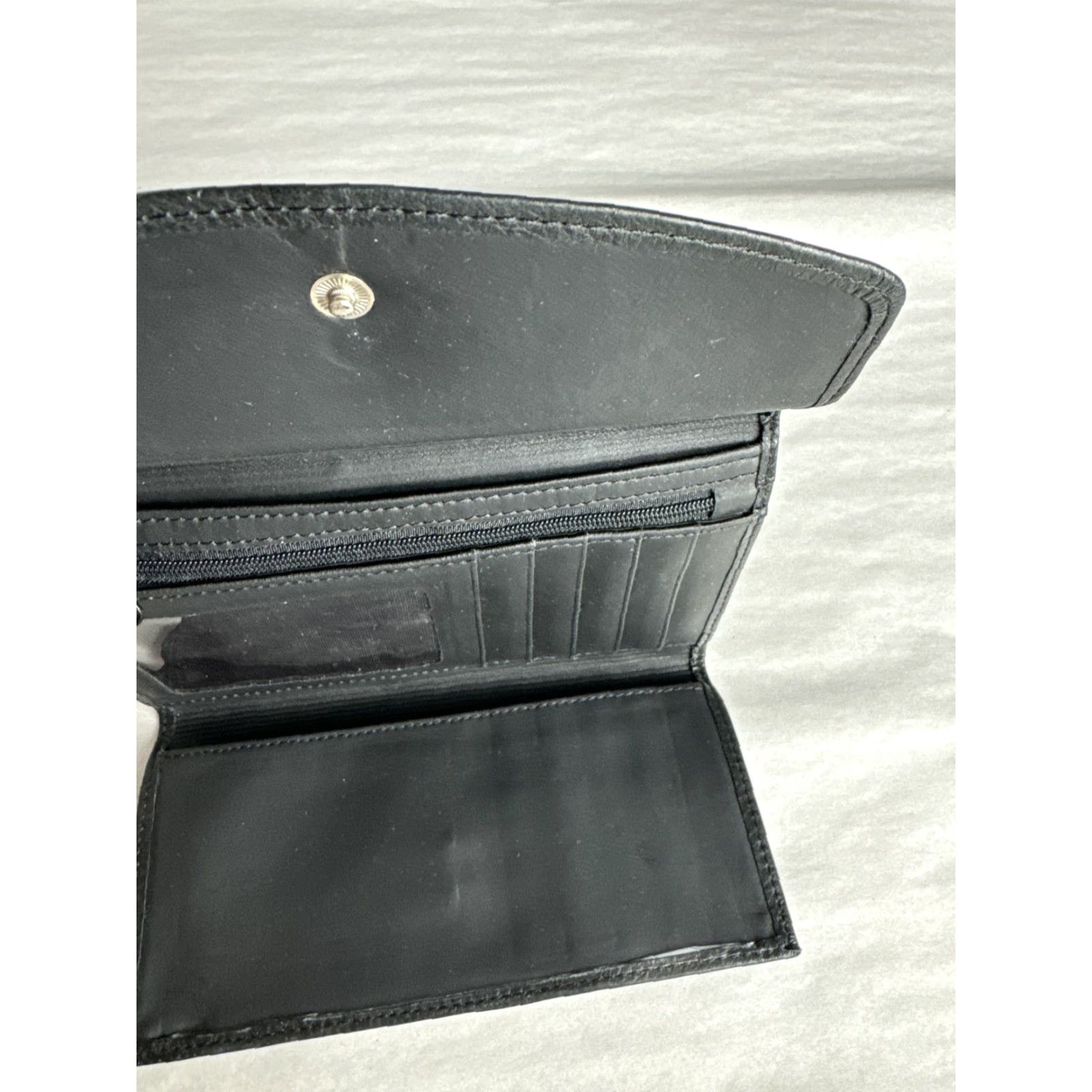 Vintage VINTAGE Black Tumbled Genuine Leather Wallet Tri Fold Mens Women’s Unisex Unbranded Leather Trifold Folding Wallet Size ONE SIZE - 3 Thumbnail