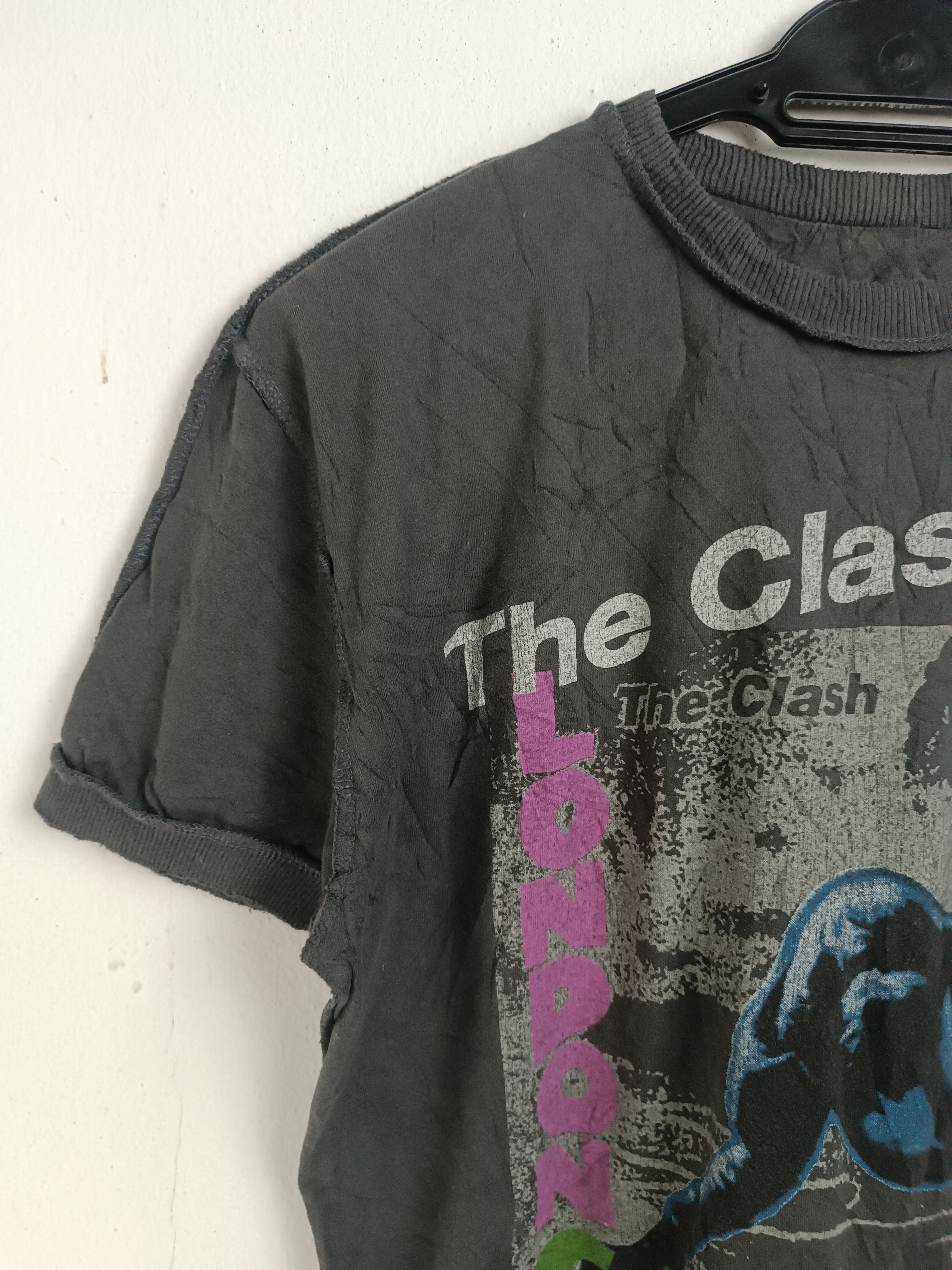 Band Tees VINTAGE THE CLASH LONDON CALLING PUNK pistols ramones Size US M / EU 48-50 / 2 - 5 Thumbnail