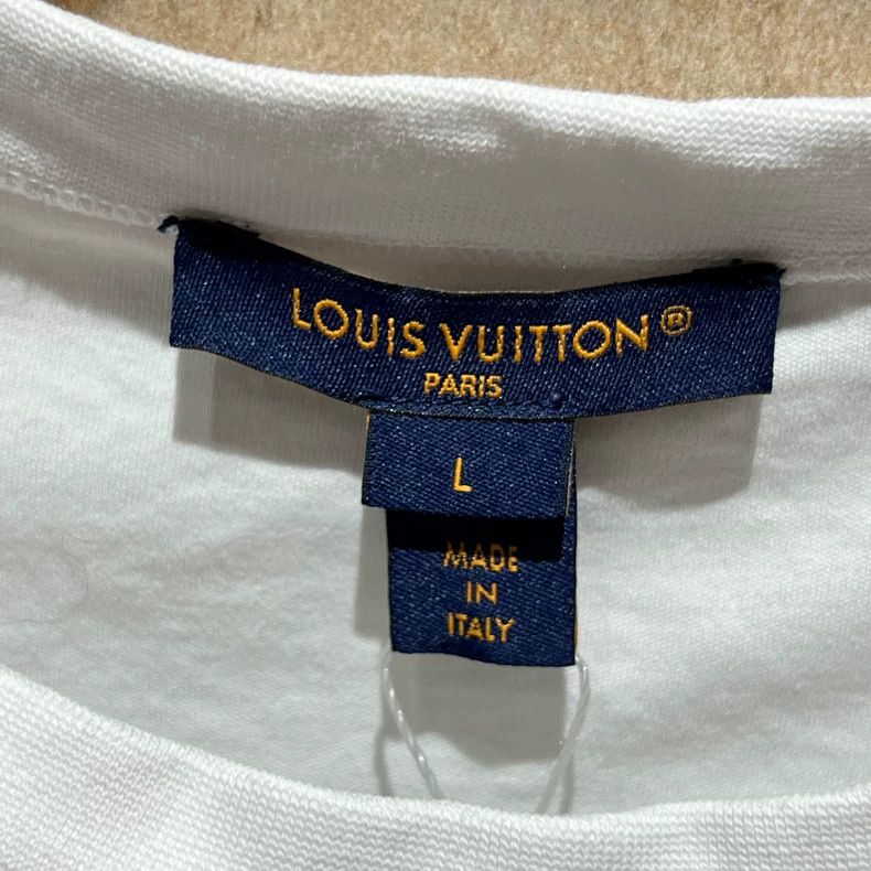 Louis Vuitton Louis Vuitton 25 FW new white badge short sleeve Size L / US 10 / IT 46 - 3 Thumbnail