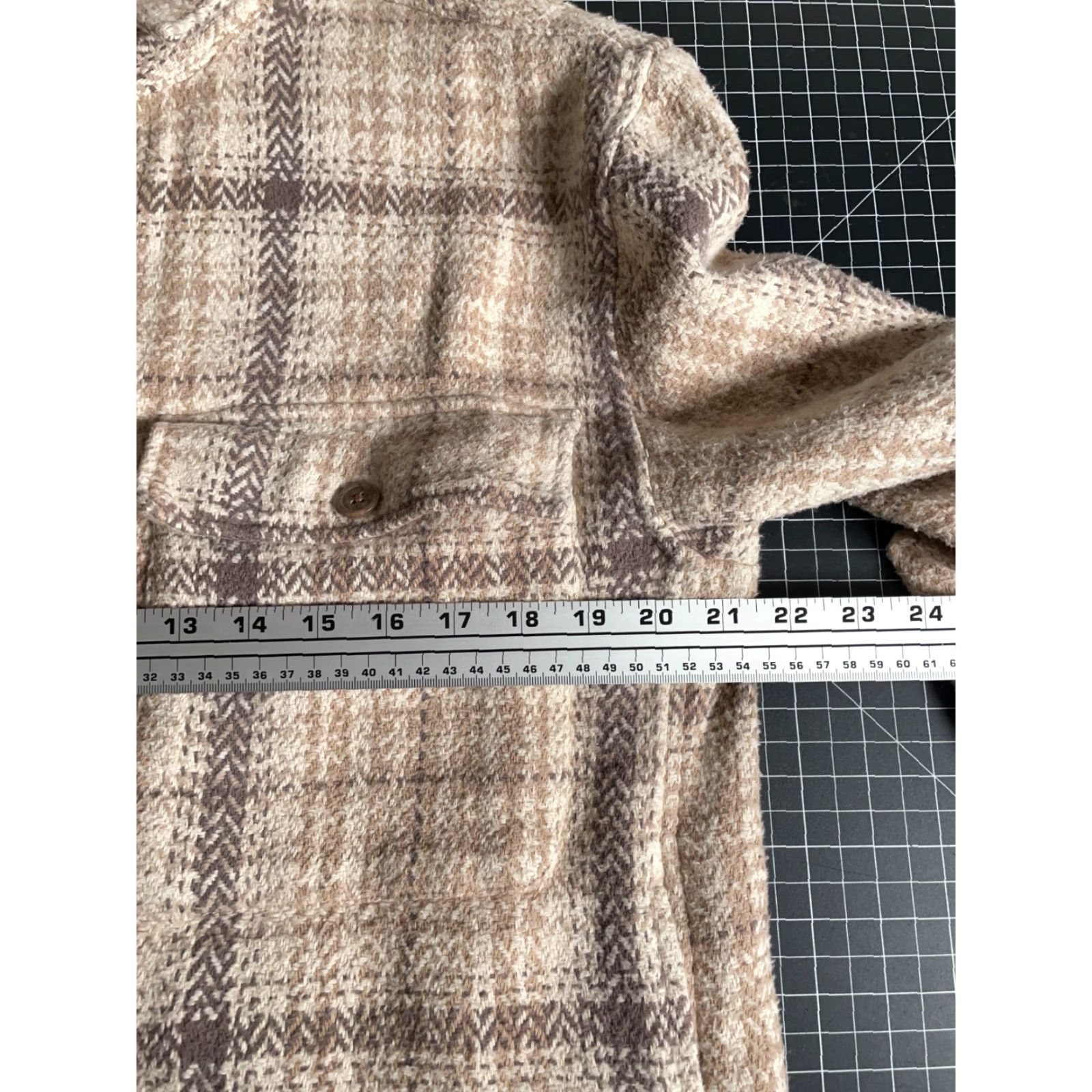 Abercrombie & Fitch Abercrombie & Fitch Flannel Shirt Jacket Mens Medium Beige Plaid Casual Workwear Pockets Unlined Size US M / EU 48-50 / 2 - 5 Thumbnail