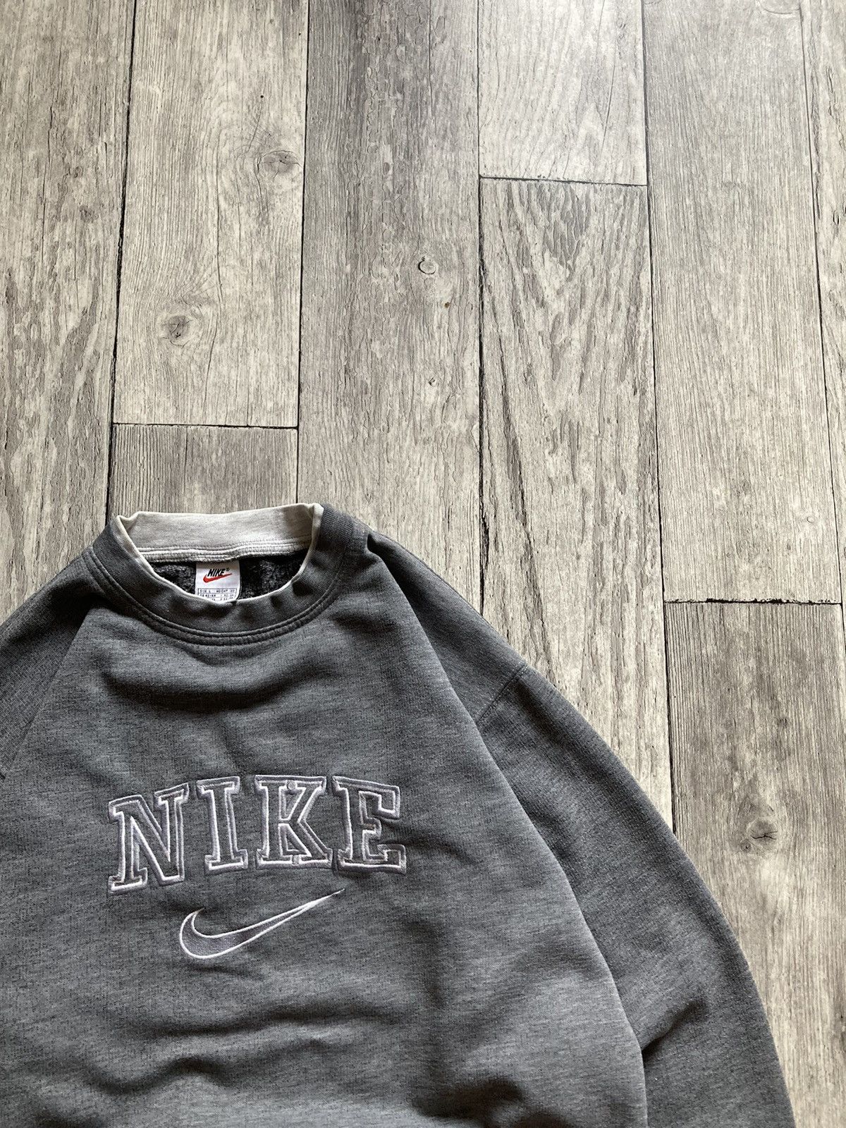 Nike × Vintage Vintage 90’s Nike spellout sweatshirt crewneck M y2k drip Size US M / EU 48-50 / 2 - 4 Thumbnail