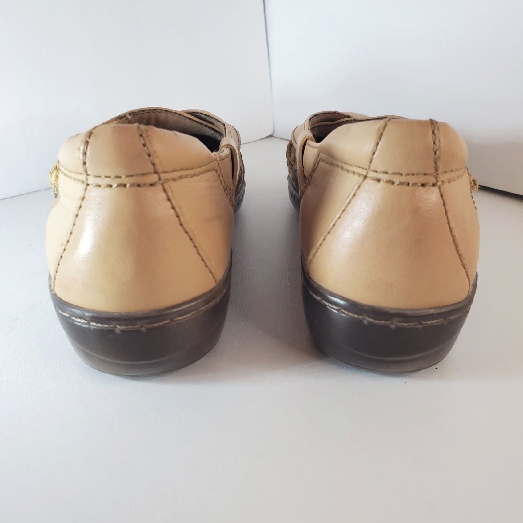 Clarks Clarks Wmns Strappy Flat Comfort Sandals Sz 6.5 Tan Beige Leather Preppy Summer Size US 7 / IT 37 - 5 Thumbnail