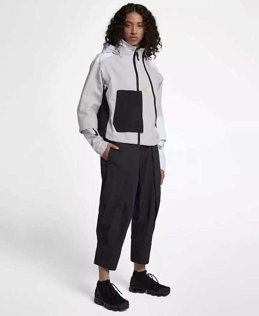 Japanese Brand × Nike ACG × Vintage Nike Lab Women’s Acg Gore-Tex AJ0954-092 Size S / US 4 / IT 40 - 11 Thumbnail