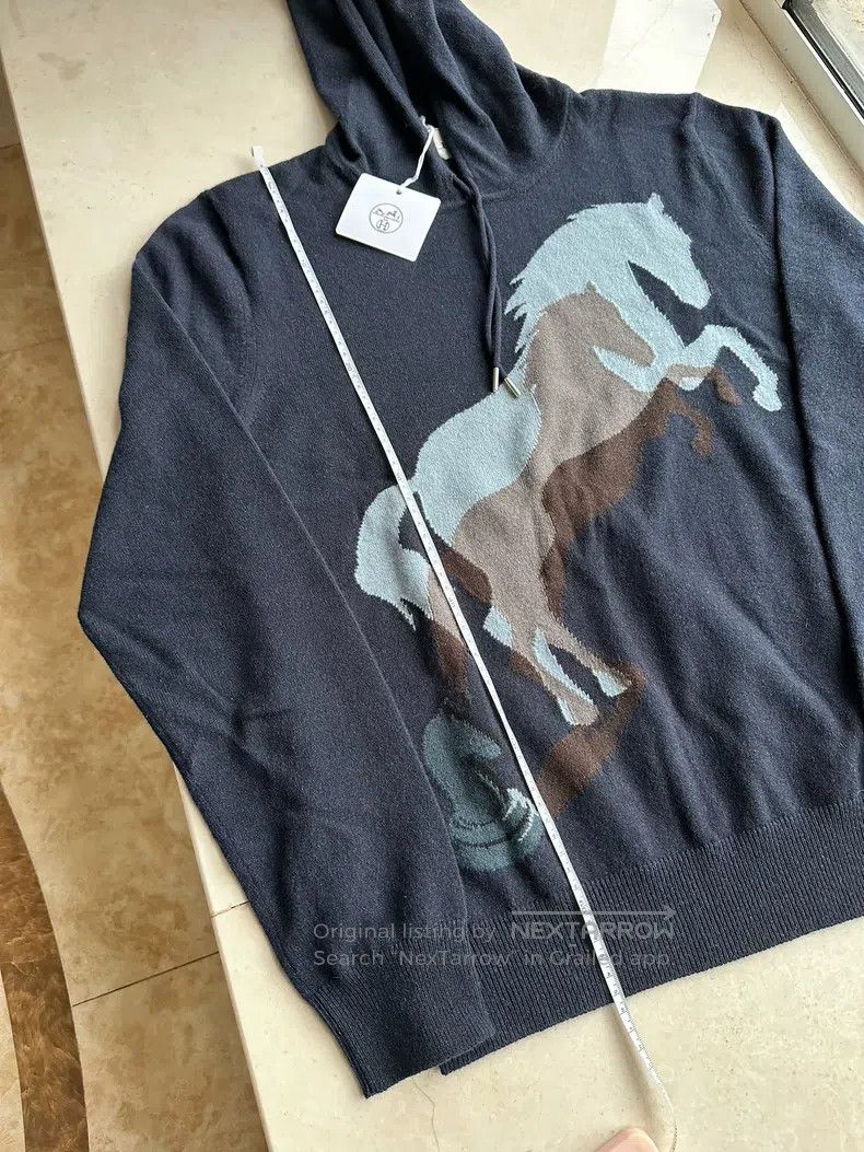 Hermes Hermes Galloping Horse Hooded Knit Top, 100% Cashmere Size US M / EU 48-50 / 2 - 6 Thumbnail