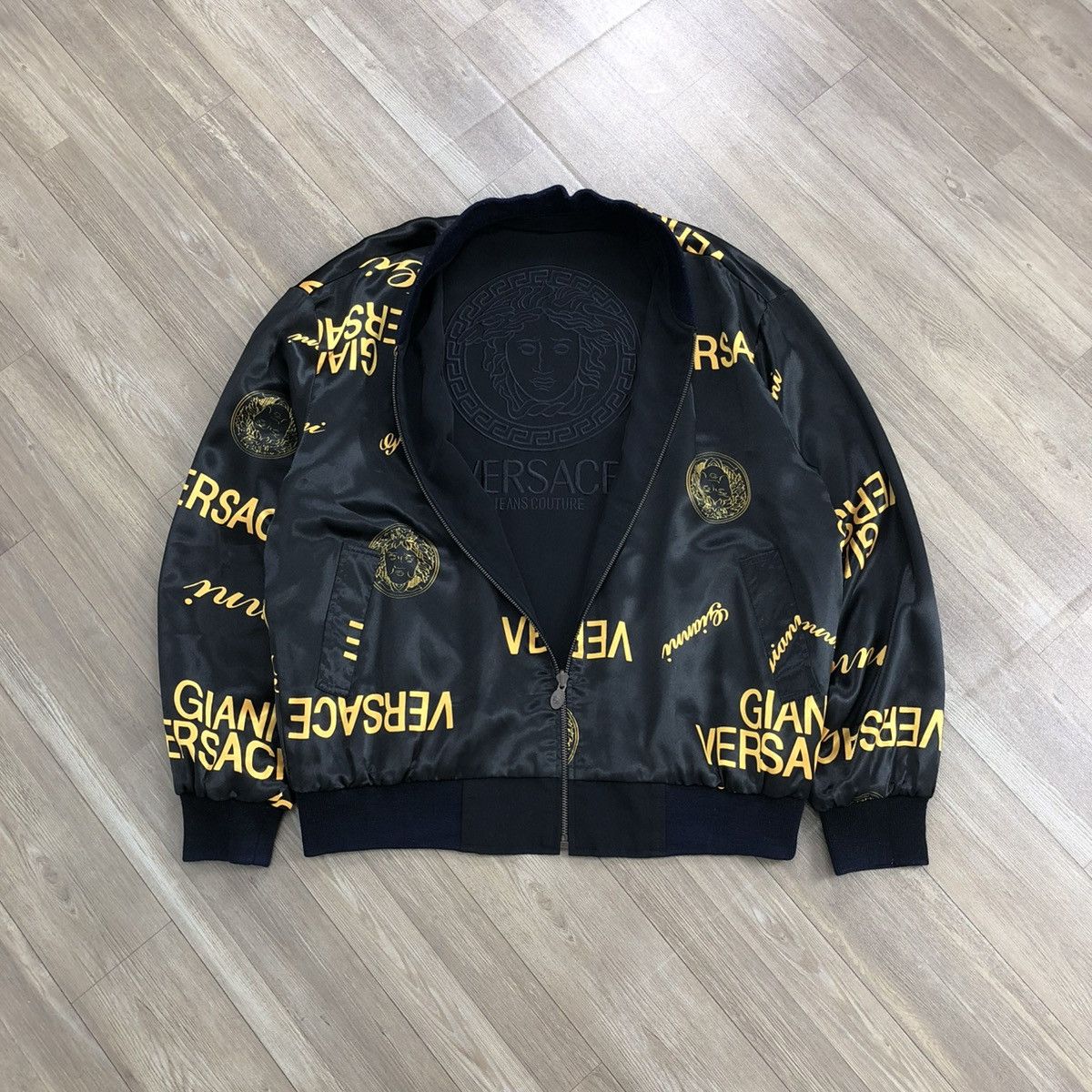 Versace 🇮🇹Gianni Versace Jeans Couture Medusa Reversible Silk Jacket Size US L / EU 52-54 / 3 - 2 Thumbnail