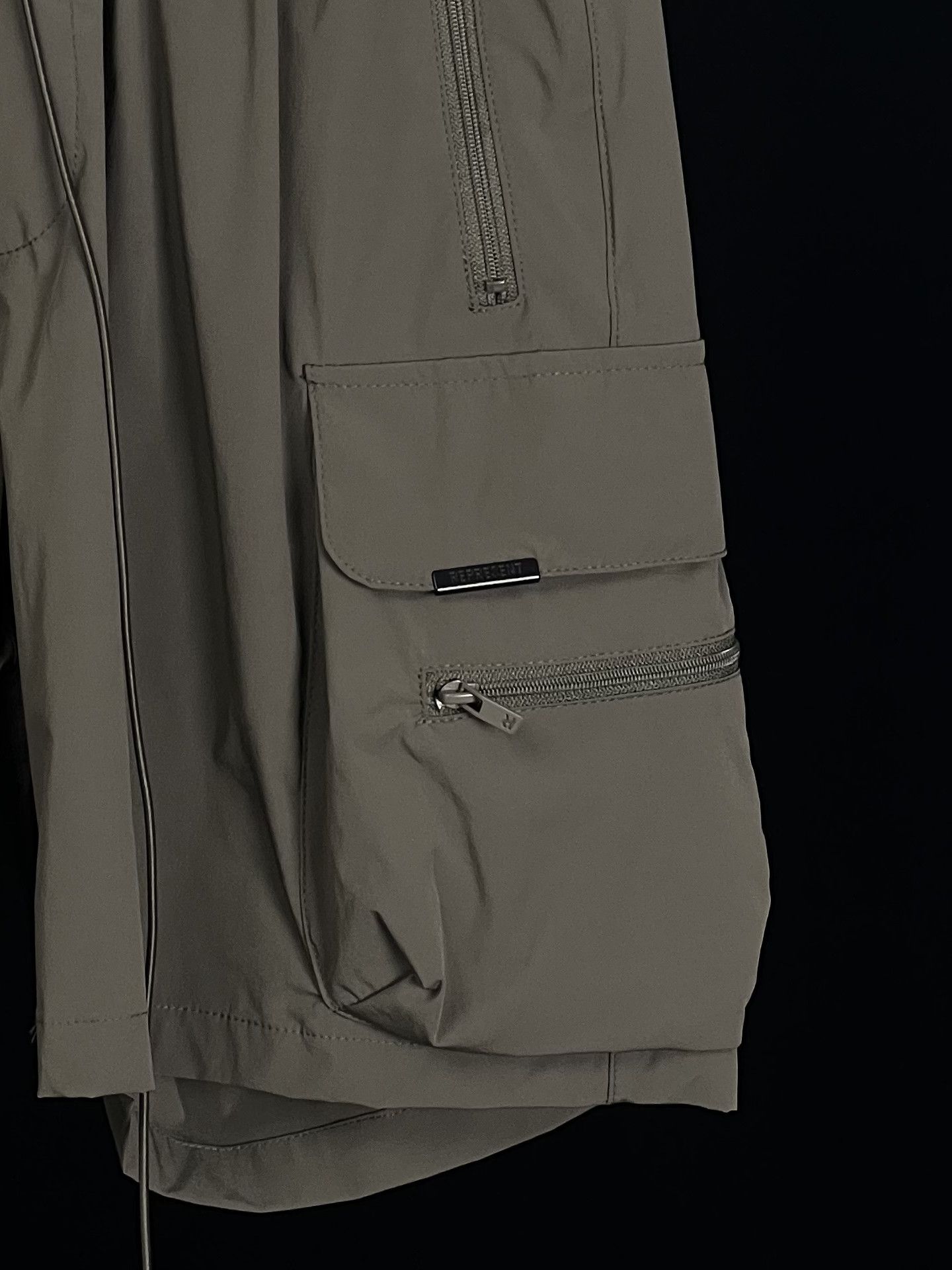 Represent Clo. Brand New 247 Cargo Bermuda Shorts Size XS Size US 28 / EU 44 - 6 Thumbnail