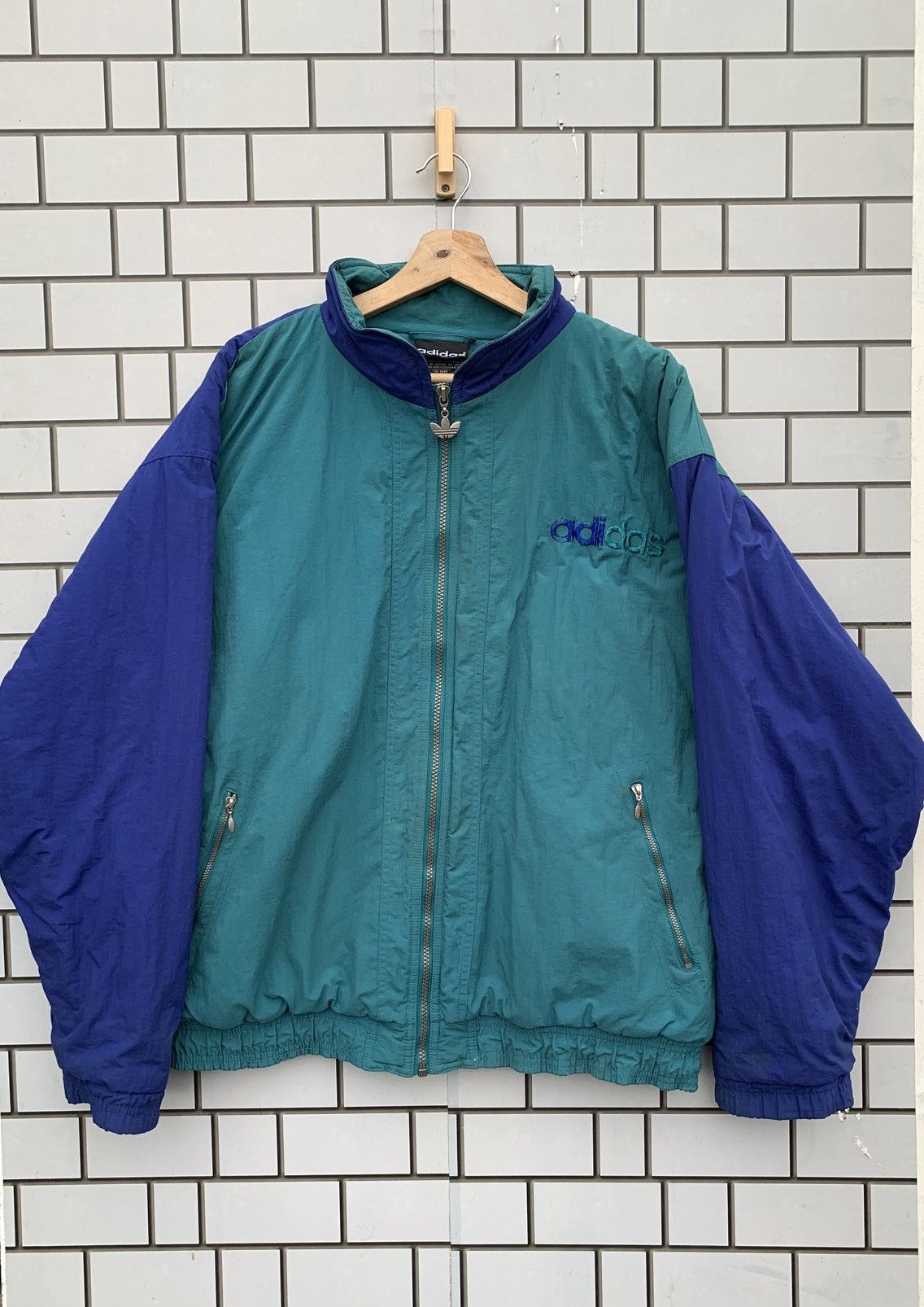 Adidas Vintage 90s Adidas Big Logo Oversized Jacket Size US L / EU 52-54 / 3 - 2 Thumbnail