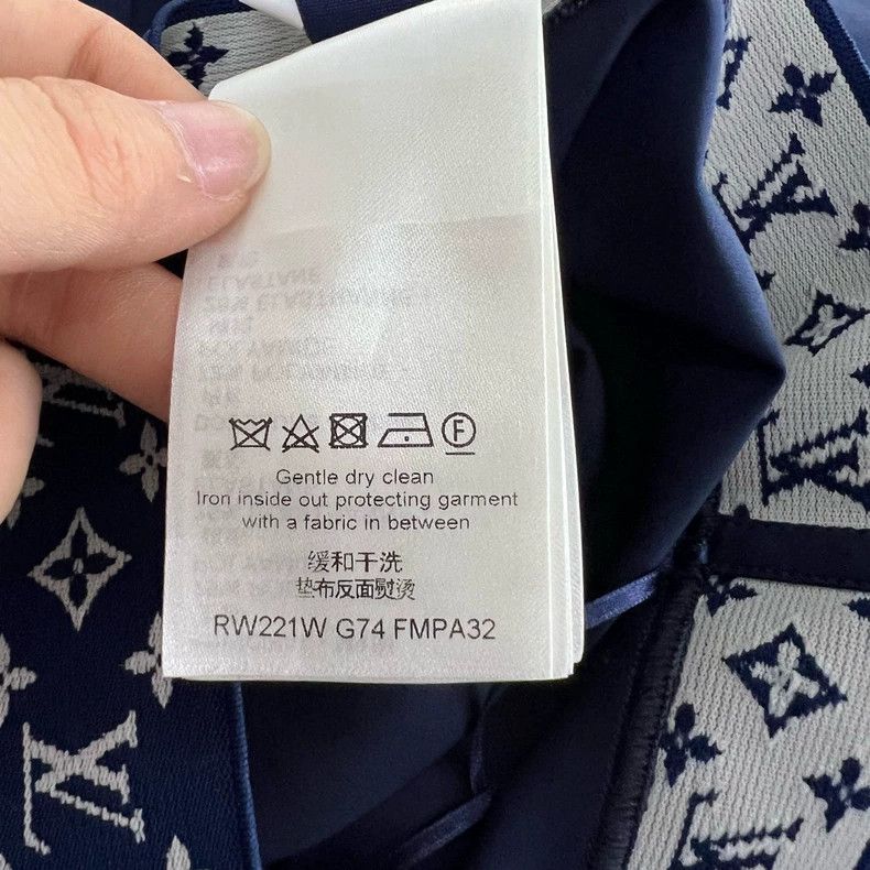 Louis Vuitton Louis Vuitton Blue presbyopic sports shorts 2502-Nextarrow Size US 36 / EU 52 - 3 Thumbnail