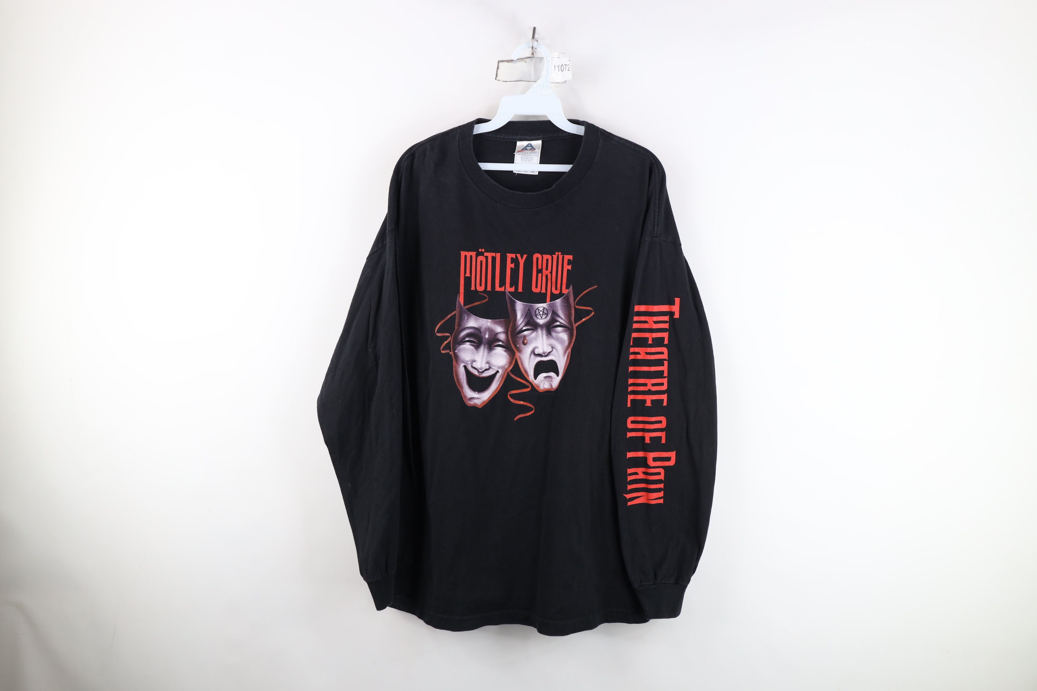 Vintage Vintage Y2K 2004 Tour Motley Crue Band Long Sleeve T-Shirt Size US XL / EU 56 / 4 - 1 Thumbnail