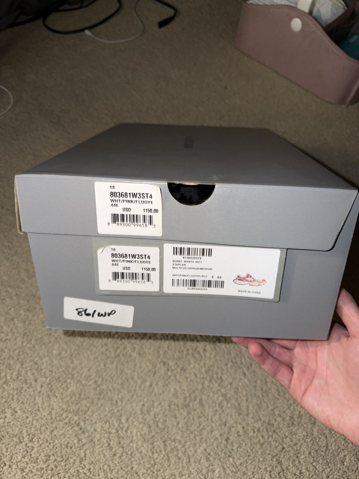 Balenciaga balenciaga stapler red yellow size 44 Size US 11 / EU 44 - 9 Thumbnail
