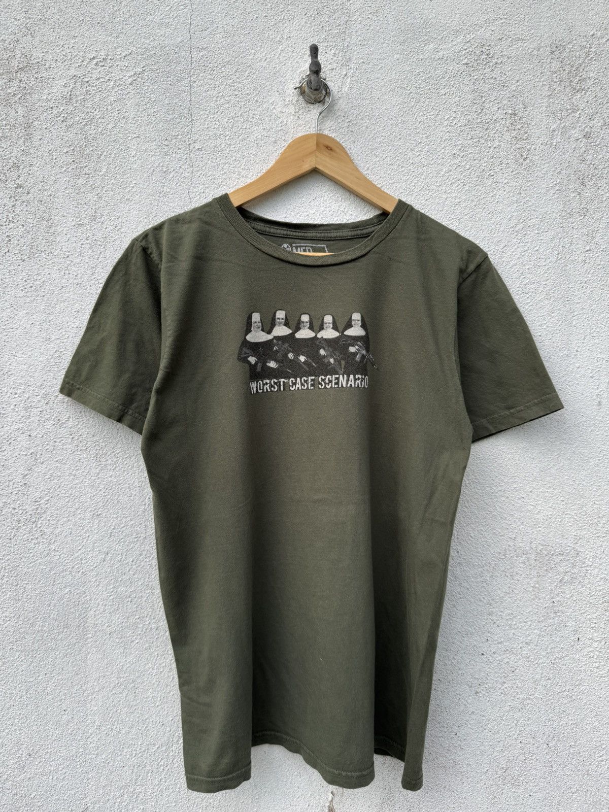 Vintage 2000s Parody Rage Against The Machine Nuns with Guns Size US M / EU 48-50 / 2 - 1 Thumbnail