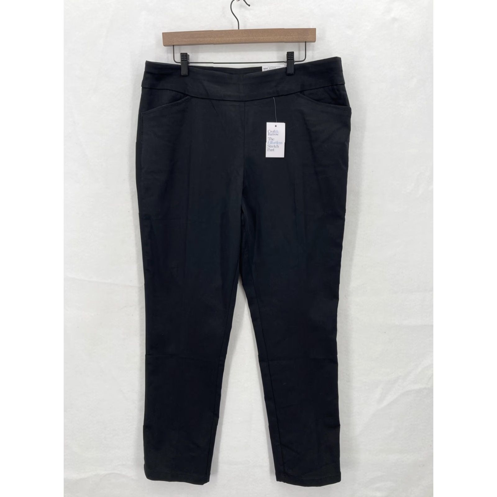 Croft & Barrow Croft & Barrow Pants Womens 16 Black Effortless Stretch Straight Leg Mid Rise Pull On Casual Workwear Shirt? Size 38" / US 16 / IT 52 - 2 Thumbnail