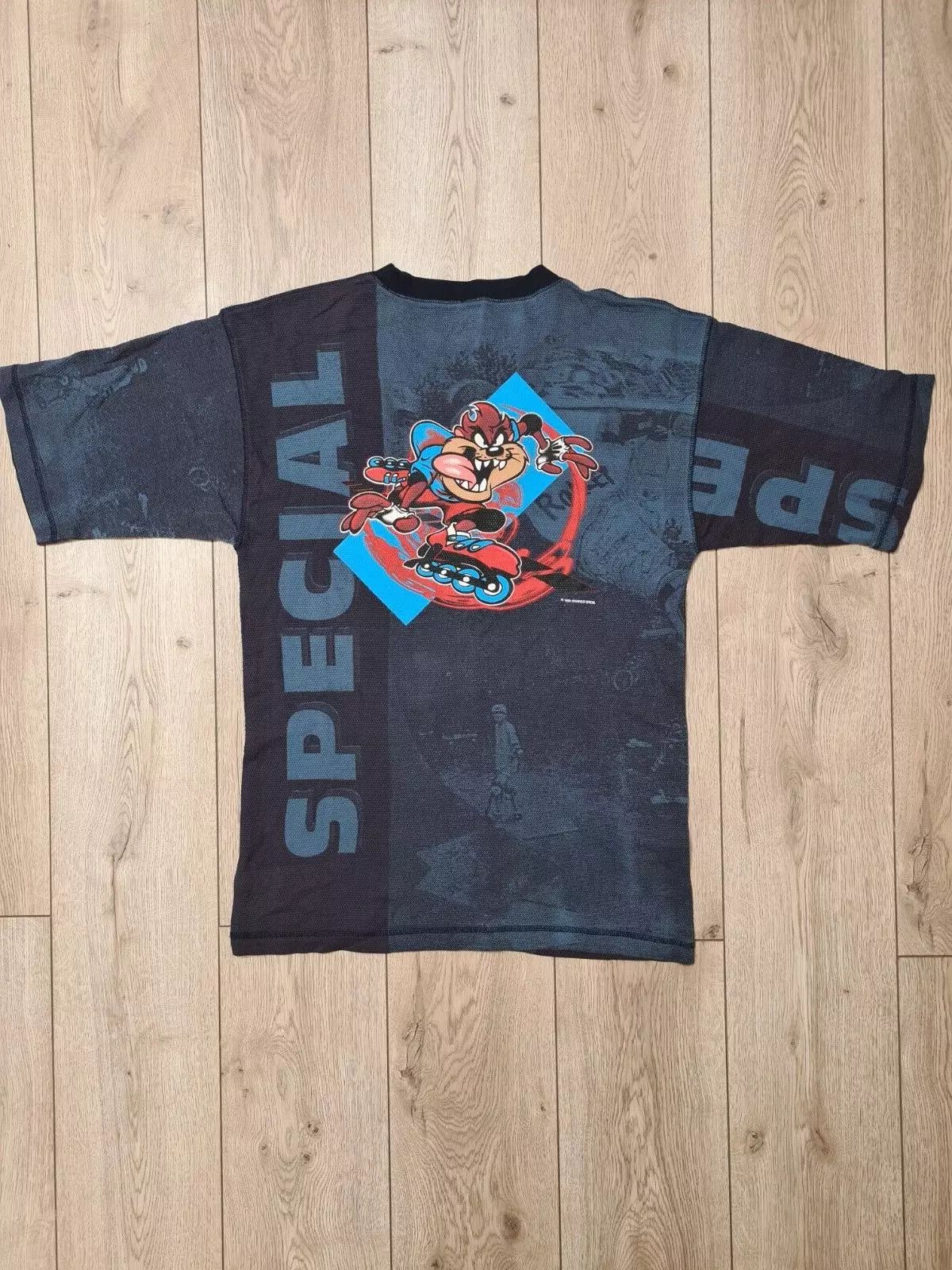 Vintage VINTAGE 1998 LOONEY TUNES SHIRT TAZ SPECIAL ROLLER SHIRT Size US XL / EU 56 / 4 - 1 Thumbnail