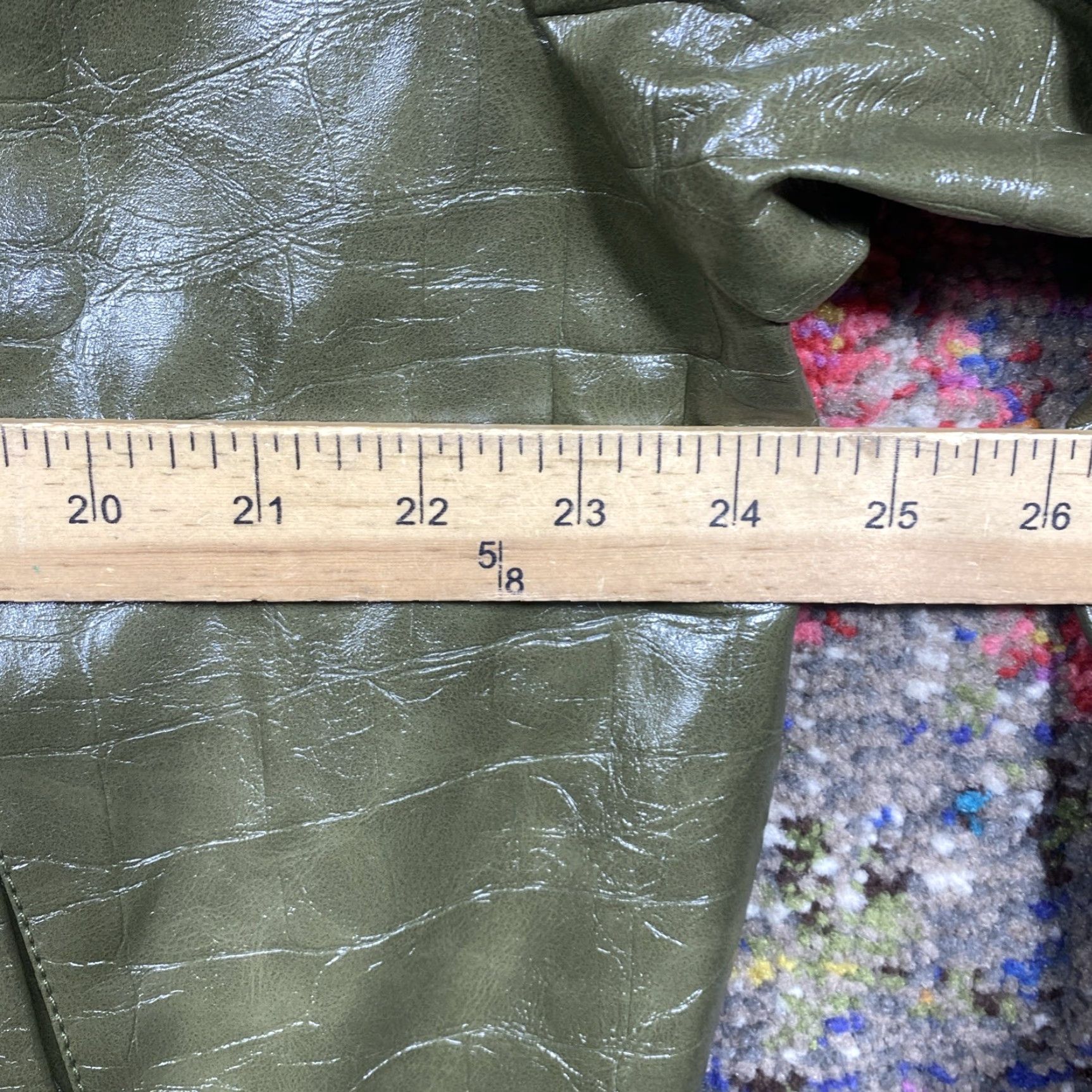 Forever 21 FOREVER 21 Bomber Jacket Mens L Green Faux Animal Skin Button Front Varsity New Size US L / EU 52-54 / 3 - 7 Thumbnail