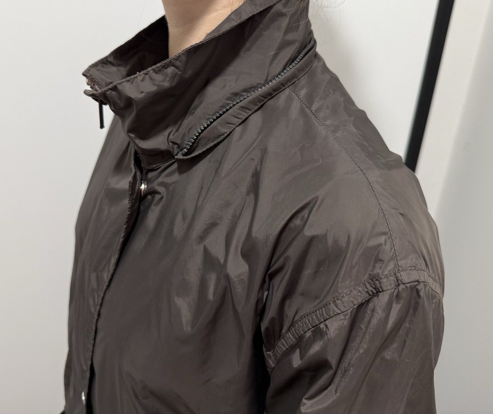 Moncler Vintage Moncler Womens Light Nylon Jacket Rain size 1 Size S / US 4 / IT 40 - 7 Thumbnail