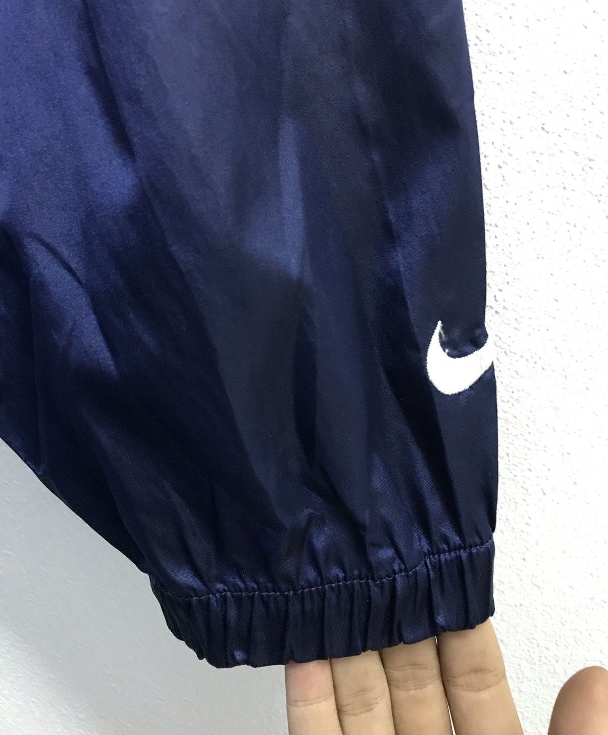 Nike Vintage Nike Hoodie Size US L / EU 52-54 / 3 - 7 Thumbnail