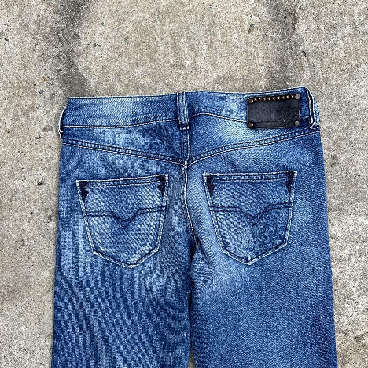 Diesel × Vintage Vintage Diesel Jeans W25xL32 Japanese Style Y2K Grunge Size 25" / US 0 / IT 36 - 12 Thumbnail