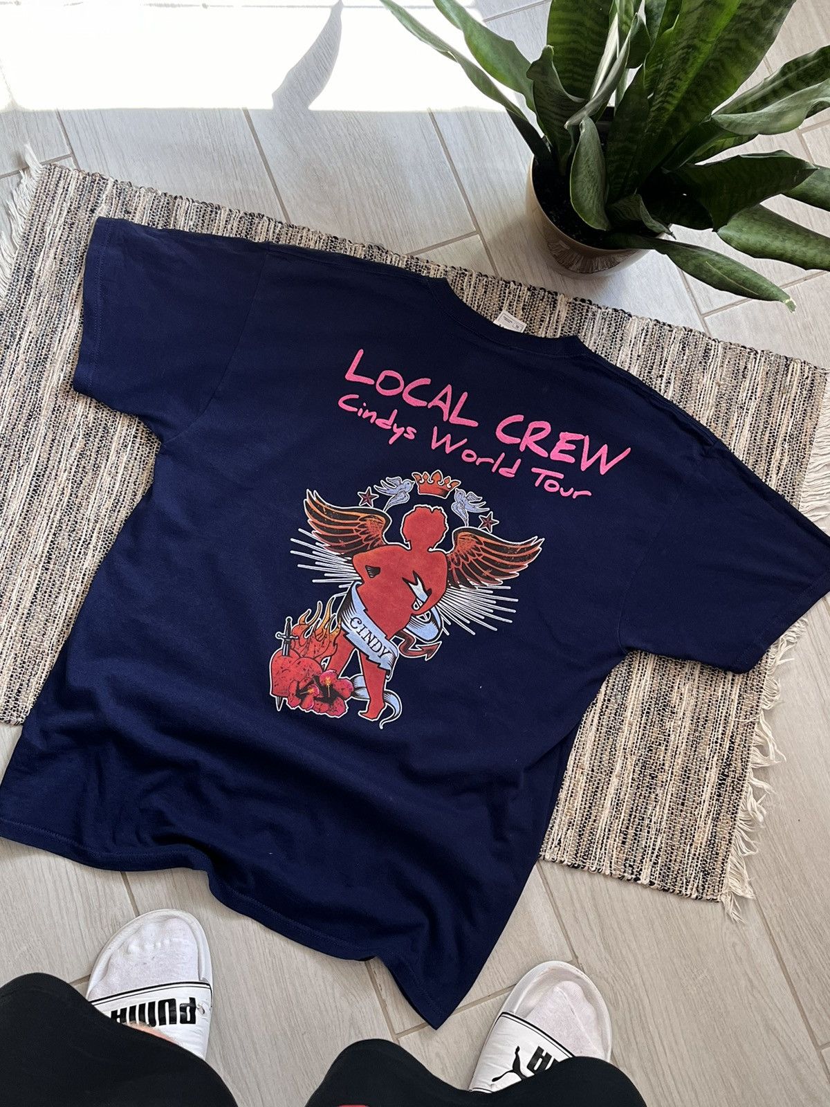 Fruit Of The Loom × Vintage Vintage Local Crew T-Shirt cindys world tour size XL Size US XL / EU 56 / 4 - 1 Thumbnail