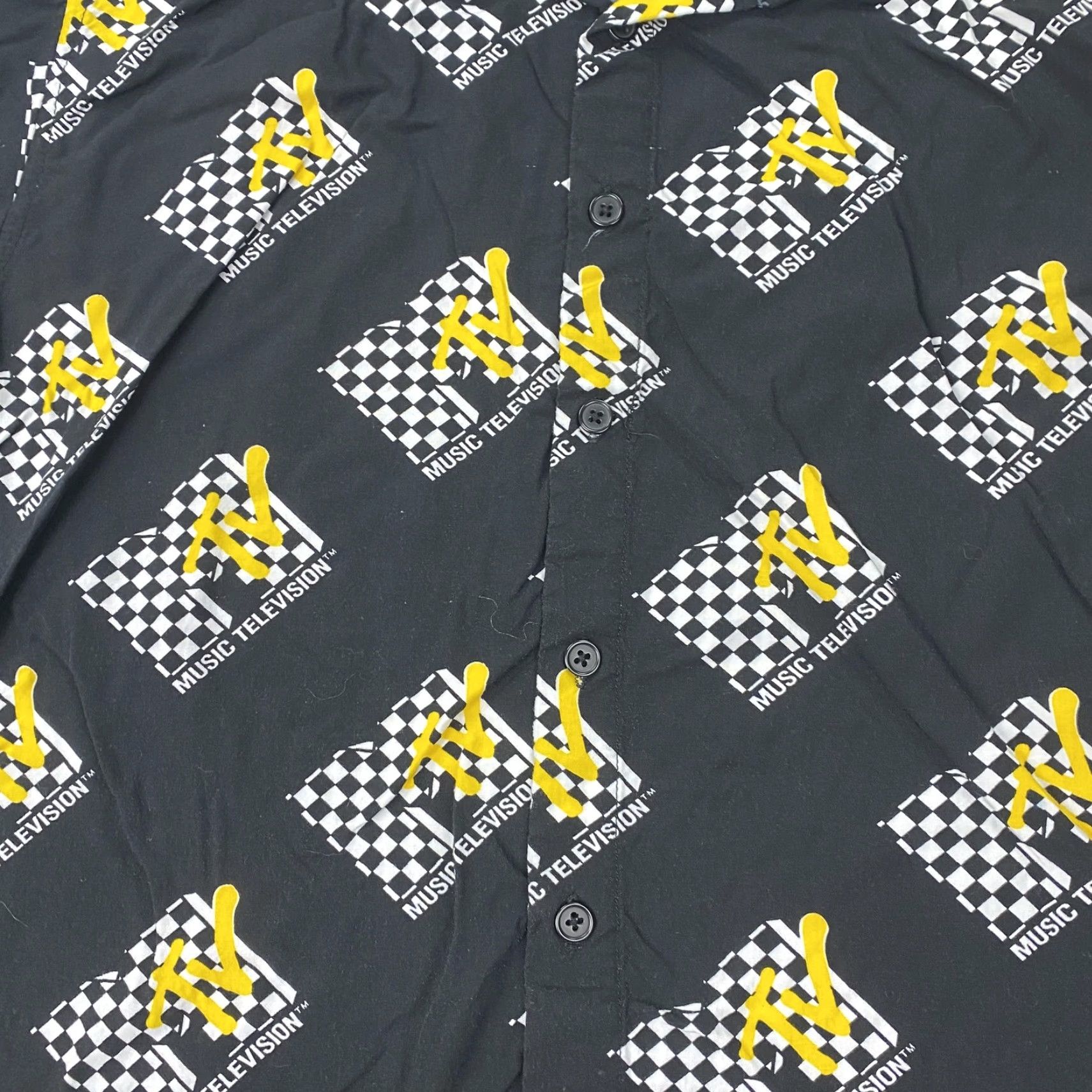 Vintage MTV Shirt Mens Large Black Rayon Button Up Short Sleeve Graphic Print Music Theme 90s Concert Mens Size US L / EU 52-54 / 3 - 3 Thumbnail
