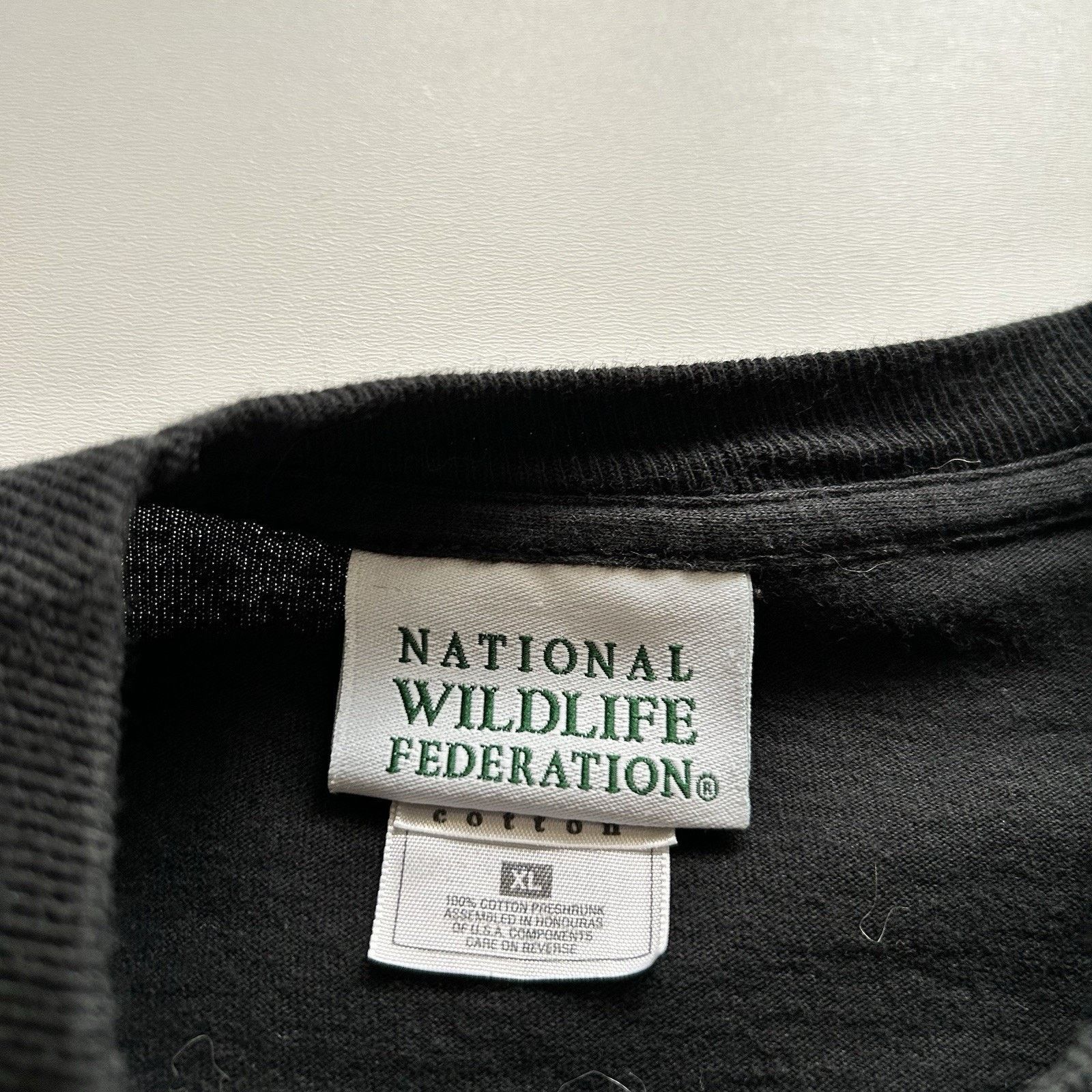 Fruit Of The Loom Vintage Wolf T Shirt Long Sleeve Size XL 90s Animal Art Rare Size US XL / EU 56 / 4 - 8 Thumbnail