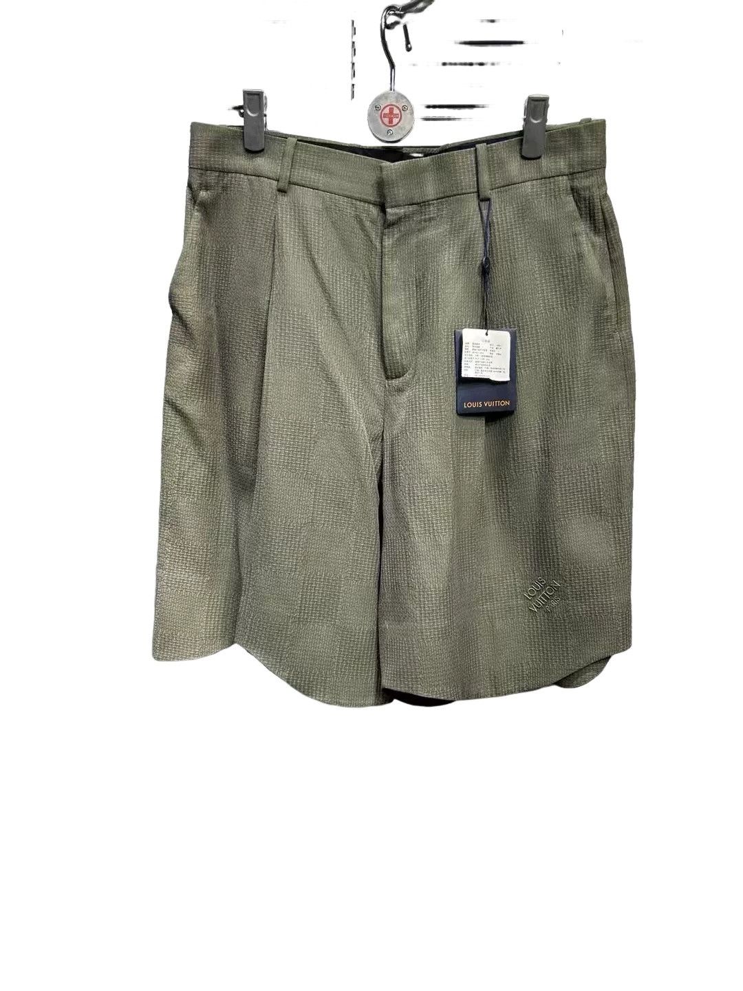 Louis Vuitton Louis Vuitton Silk Blend Damier Shorts 34 Size US 34 / EU 50 - 1 Thumbnail