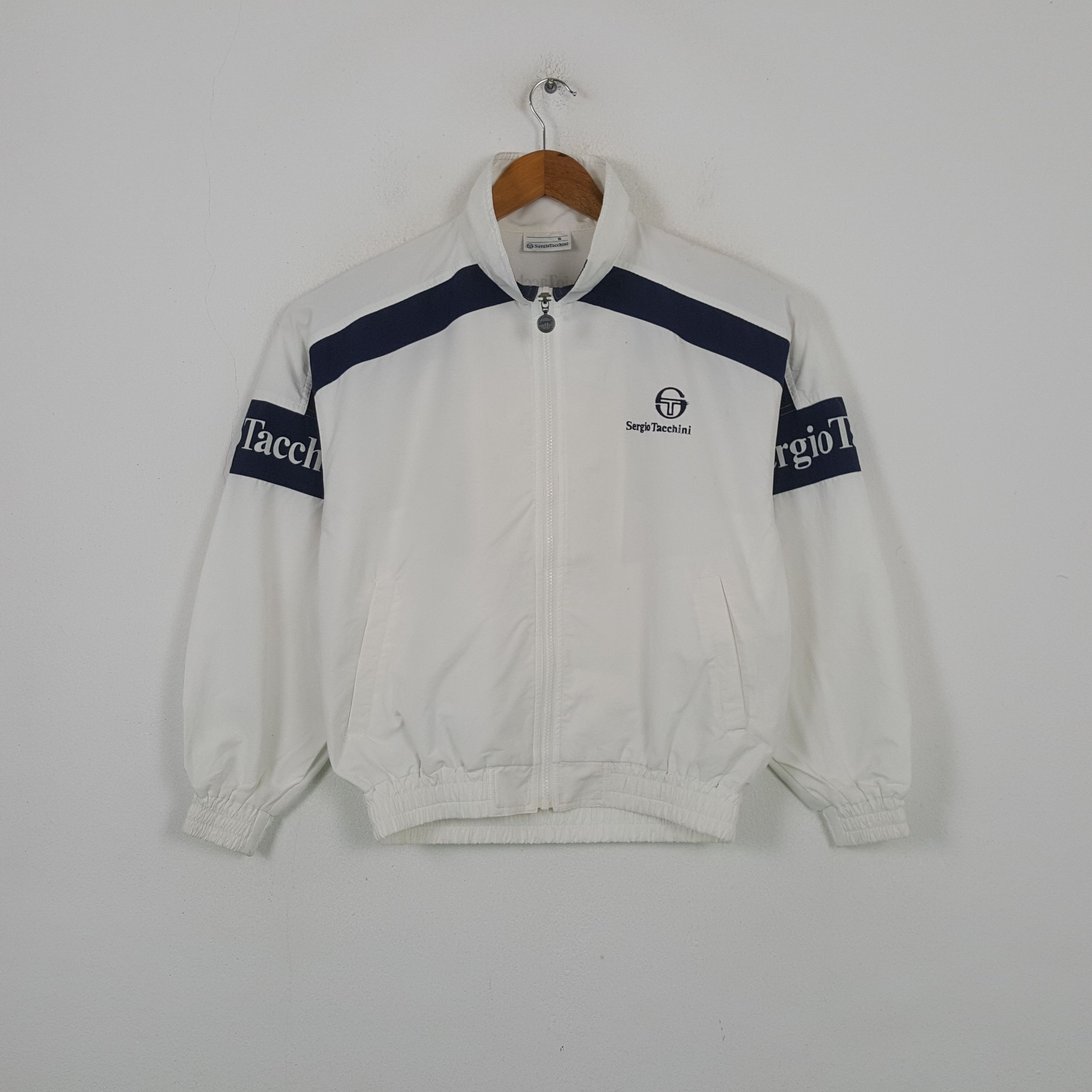 Sergio Tacchini Vintage Sergio Tacchini Sportswear Italian Jacket RR12 Size US L / EU 52-54 / 3 - 1 Thumbnail