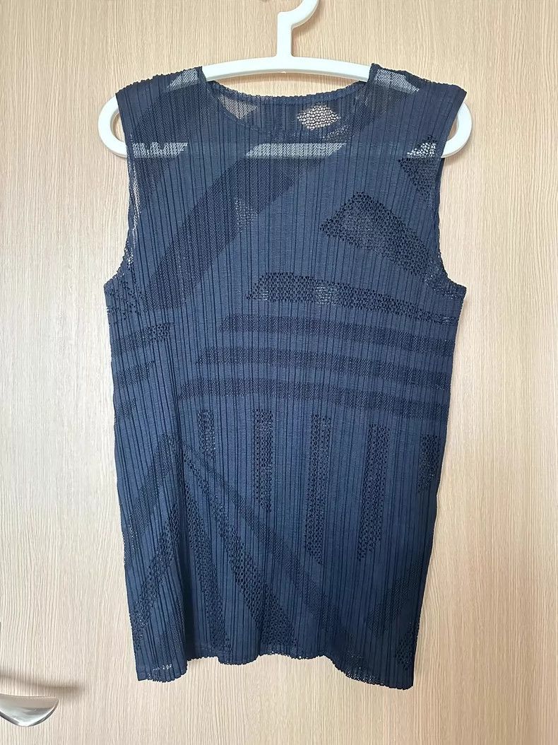 Issey Miyake issey miyake size:4 Perforated lace vest 2505-Nextarrow Size XXS / US 00 / IT 34 - 1 Thumbnail