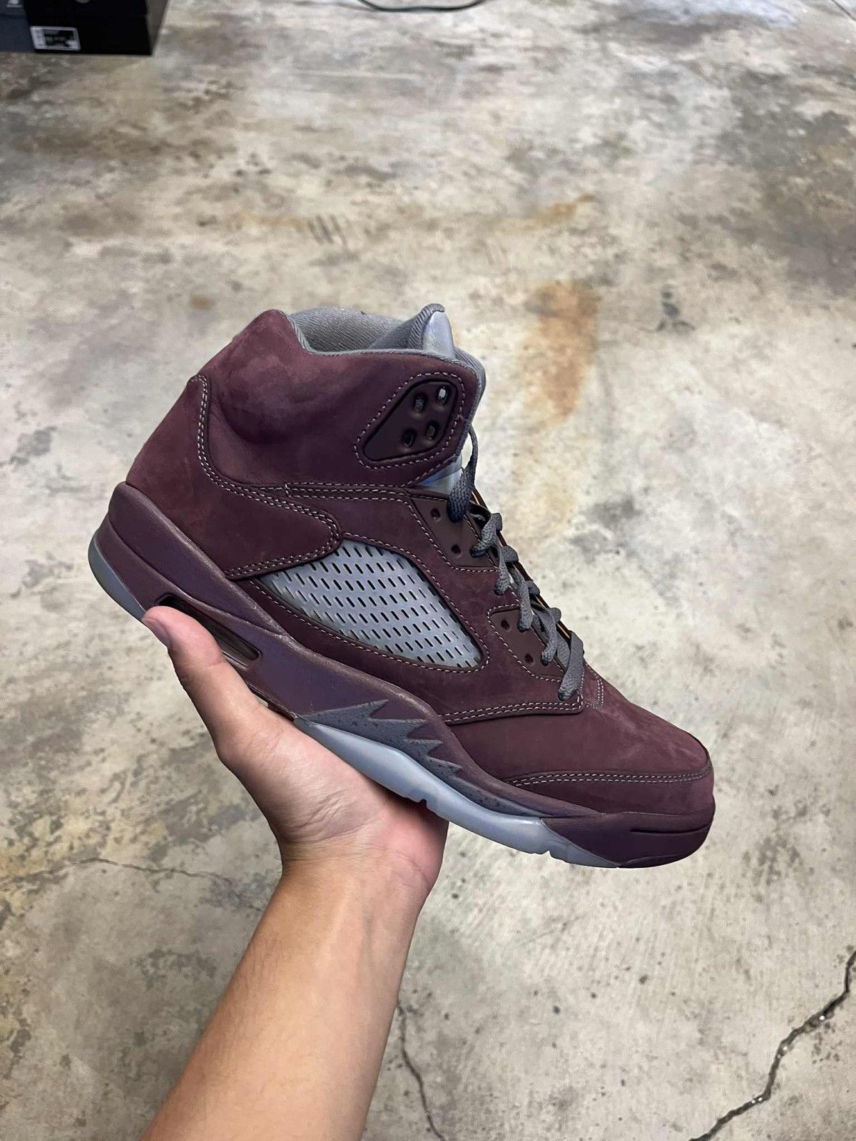 Jordan Brand Jorfan 5 Burgundy Size US 10 / EU 43 - 1 Thumbnail