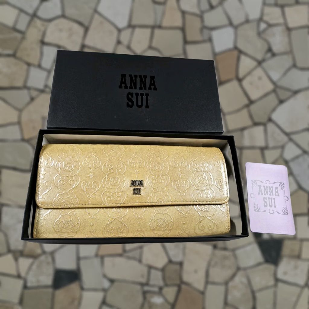 Anna Sui Anna Sui Wallet Bag - Full Size Beige Leather with Box Ladies, 7.5x4, Snap, Patent Leather, Pre-owned, Women, Vintage? Size ONE SIZE - 1 Thumbnail
