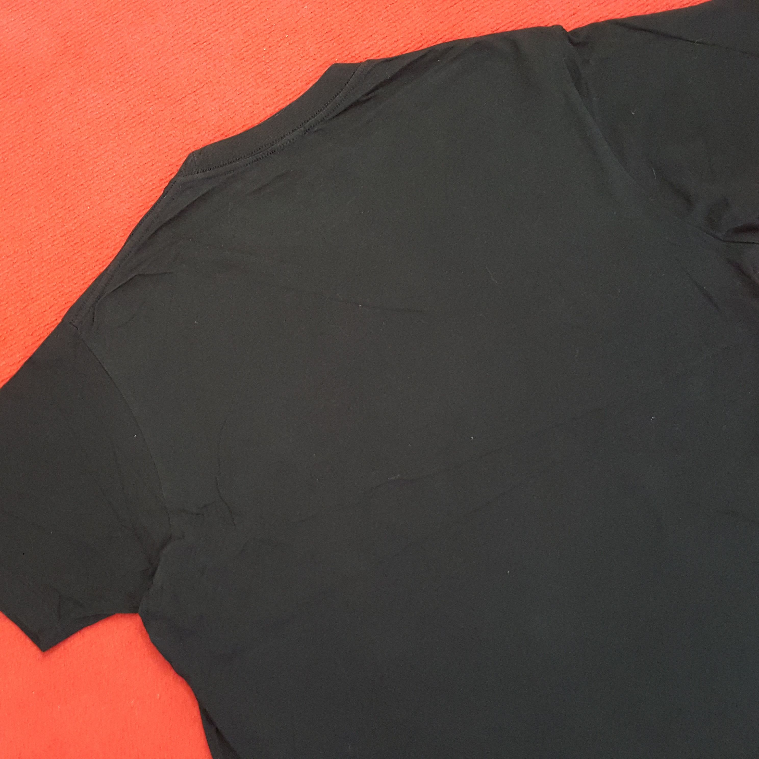 Japanese Brand × Vintage The Neighborhood Classic Streetwear Style Tshirt Size US L / EU 52-54 / 3 - 4 Thumbnail
