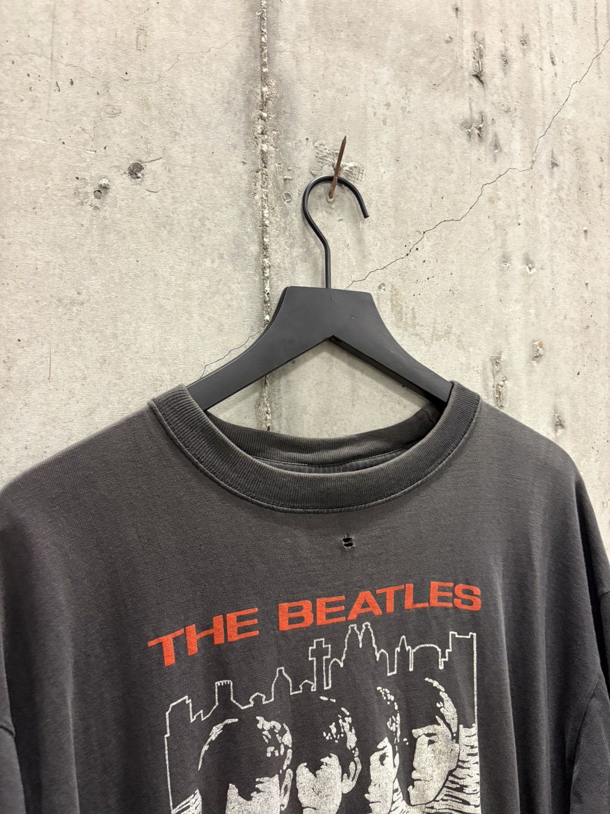 Band Tees Vintage The Beatles Shirt Faded Distressed Grunge Band Size US XL / EU 56 / 4 - 5 Thumbnail