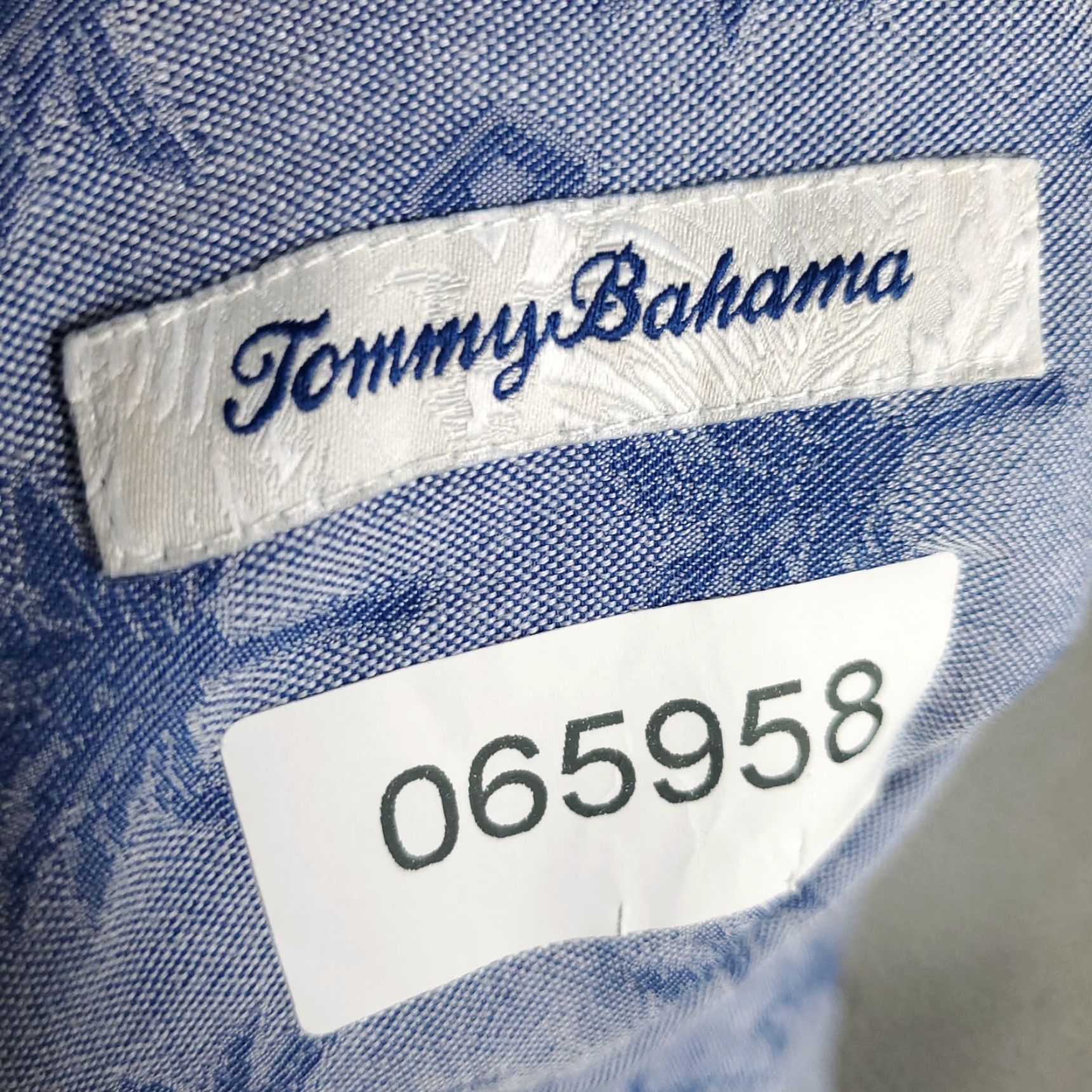 Tommy Bahama Tommy Bahama Shirt Mens Size Small Blue Cotton Lyocell Button Up Short Sleeve Size US S / EU 44-46 / 1 - 6 Thumbnail