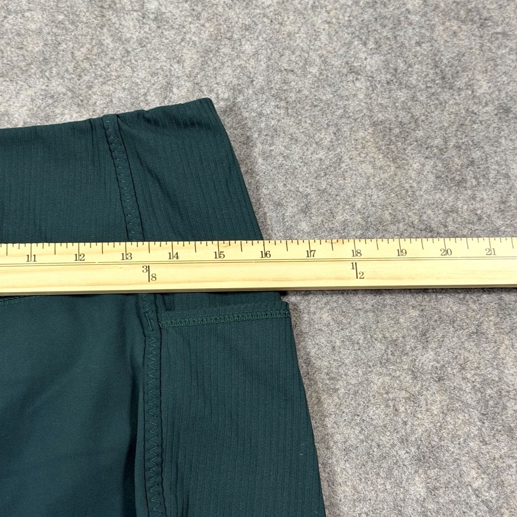 Vintage MONDETTA High Waist Performance Shorts Women's L Green Size 36" / US 14 / IT 50 - 7 Thumbnail