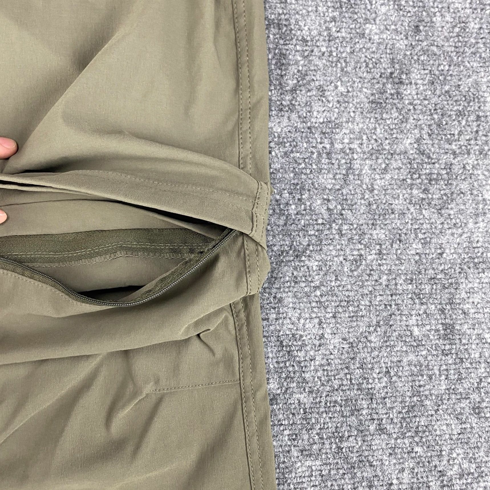 Eddie Bauer Eddie Bauer Pants Mens 38x30 Green Convertible Zip Off Nylon Hiking Outdoors Size US 38 / EU 54 - 4 Thumbnail