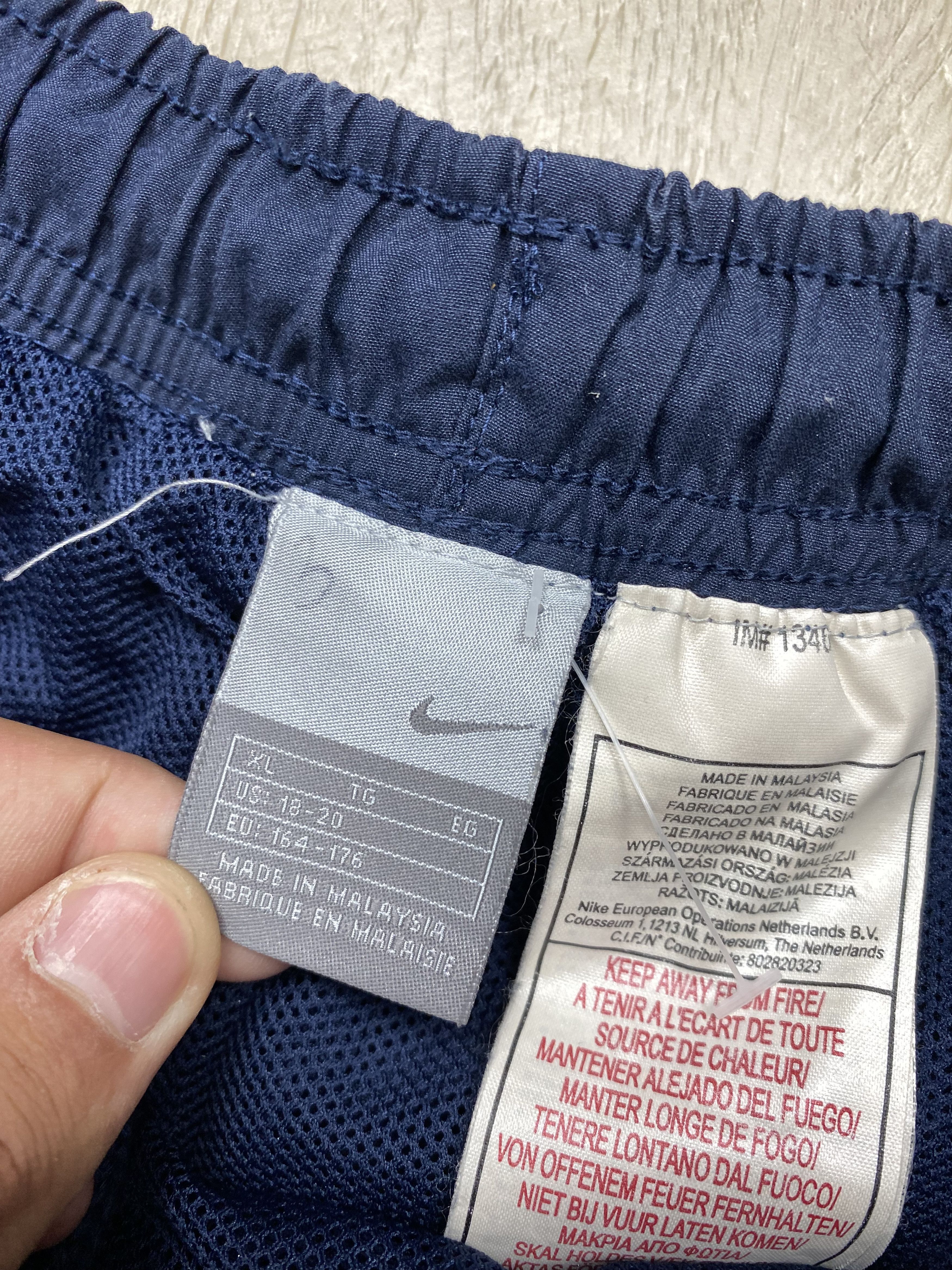 Nike Nike Vintage Nylon Pants Y2K Drill Gorpcore Size US 30 / EU 46 - 4 Thumbnail
