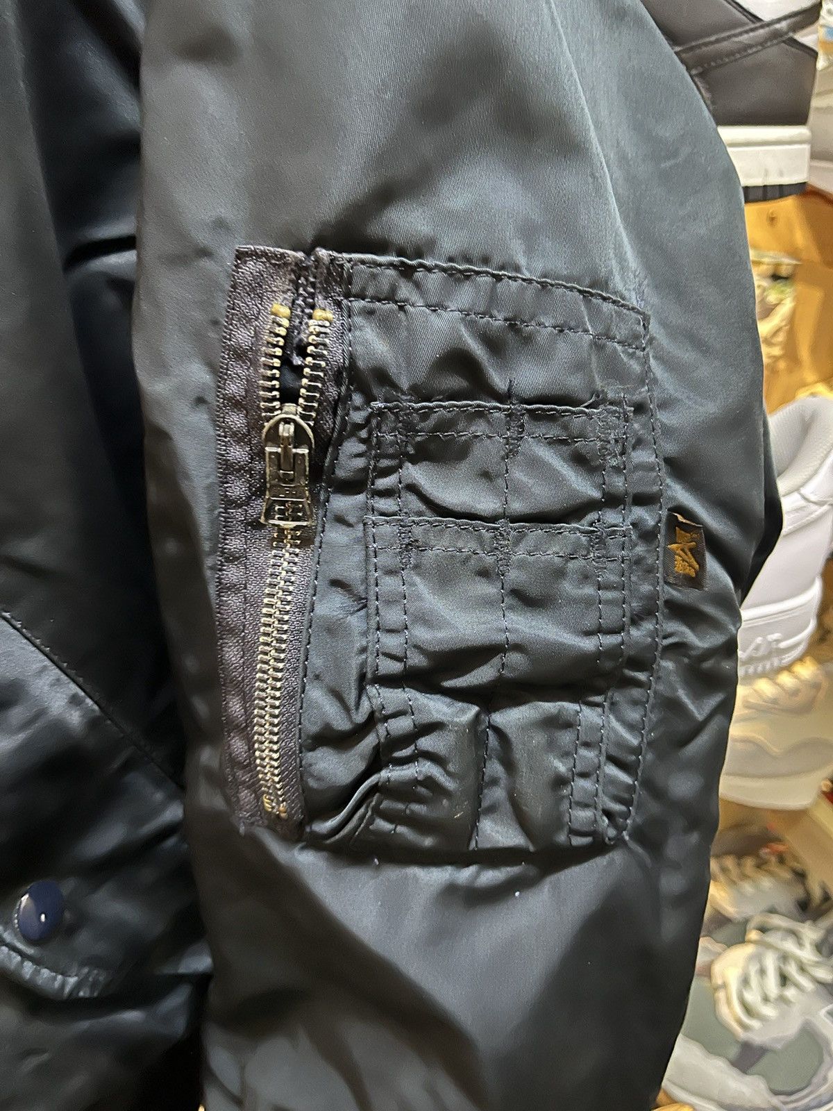 Alpha Industries × Vintage Vintage black reverse bombers MA-1 Alpha industries Size US XL / EU 56 / 4 - 2 Thumbnail