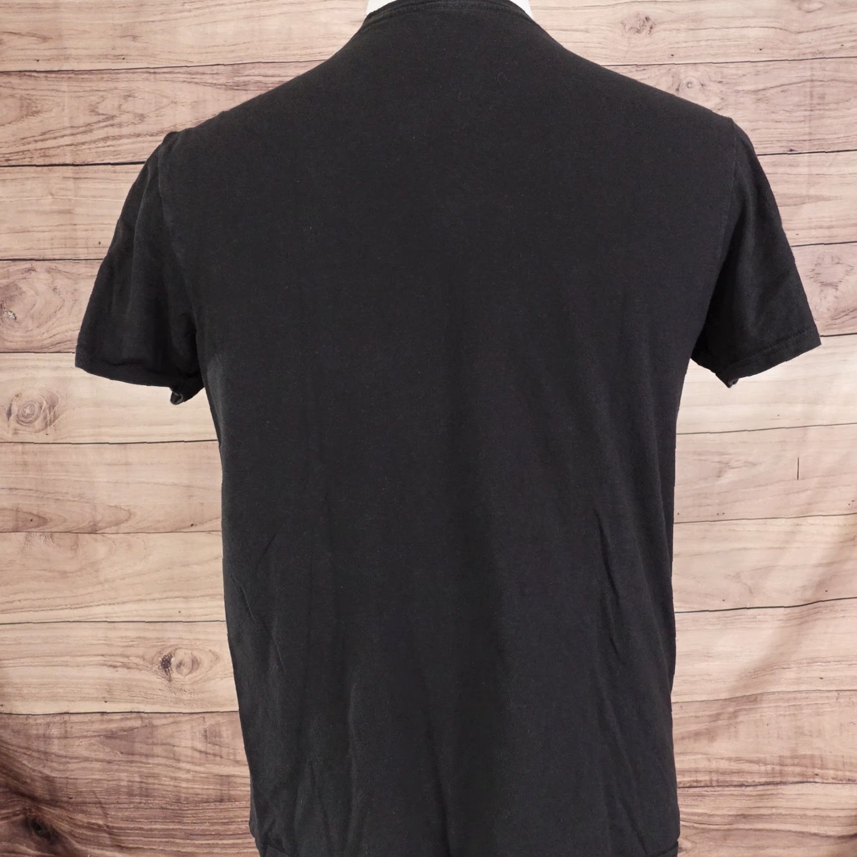 Vintage BUD LIGHT Shirt Unisex Adults Short Sleeve Sz M Black Dilly Dilly Shield Promo Graphic Tee Men Women Size US M / EU 48-50 / 2 - 3 Thumbnail