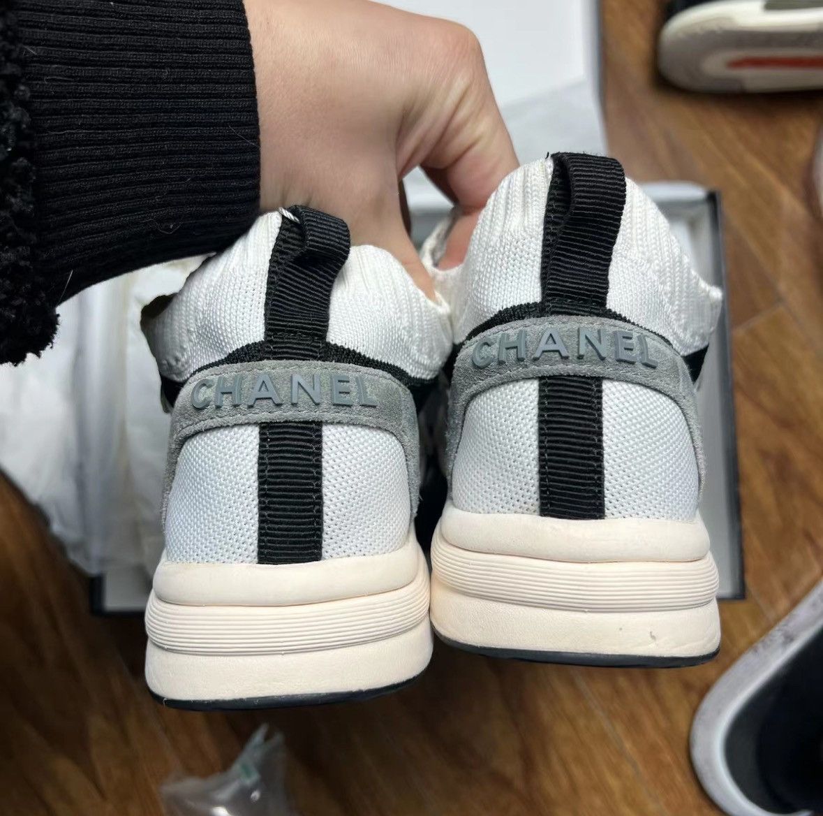 Chanel Chanel Calfskin Sneakers Size US 7.5 / IT 37.5 - 4 Thumbnail